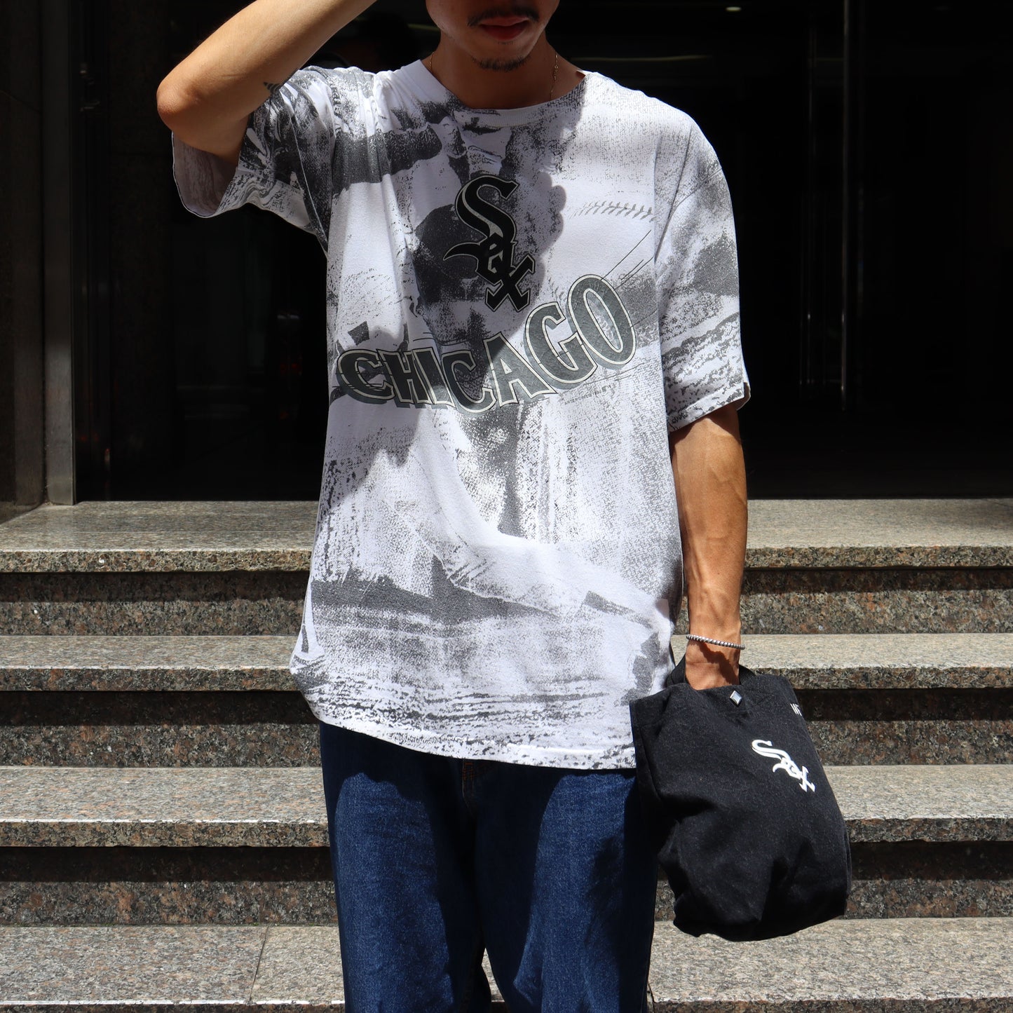 used : (Jostens) White Sox "JIMBO'S" Tee