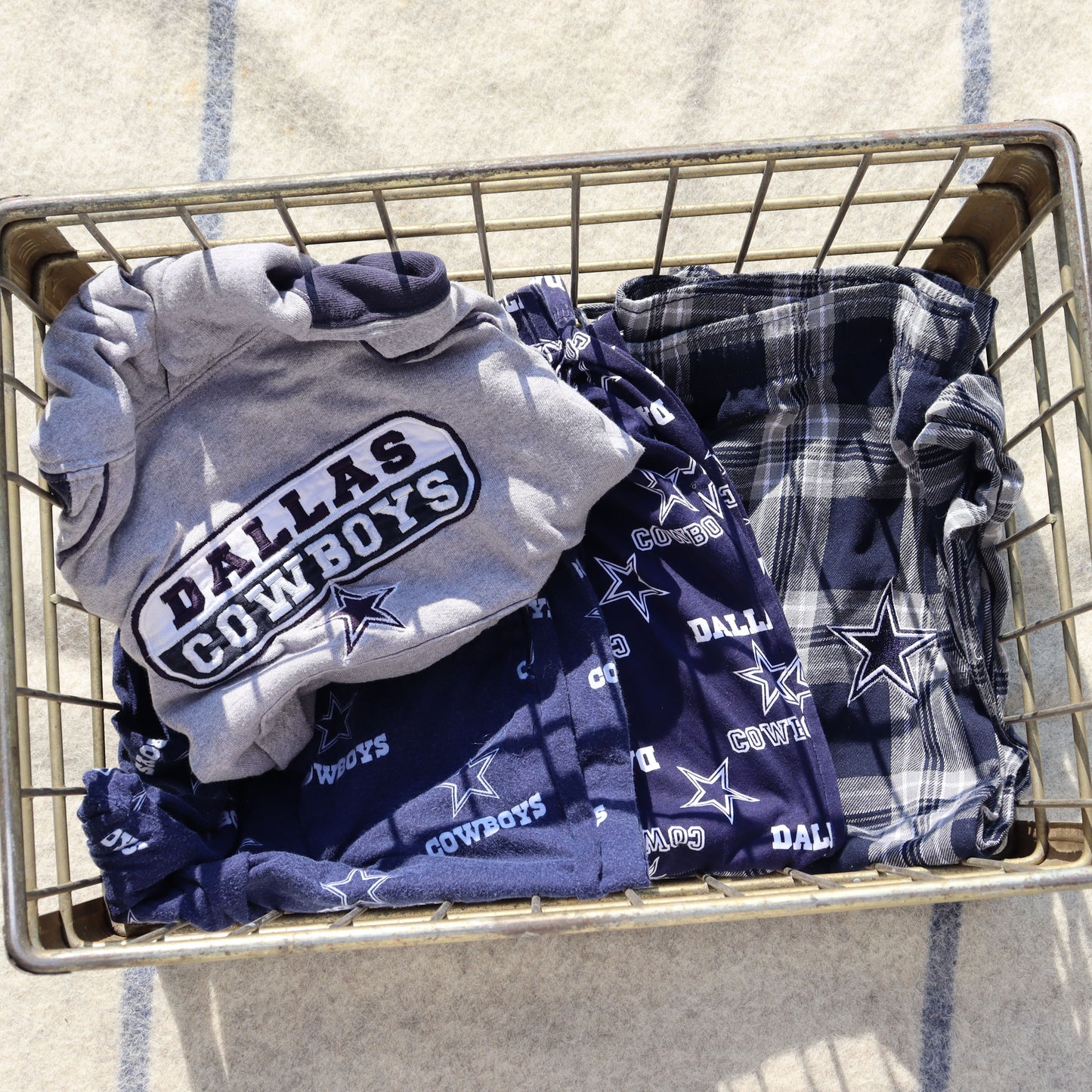 used : NFL Cowboys Check Pajama PT