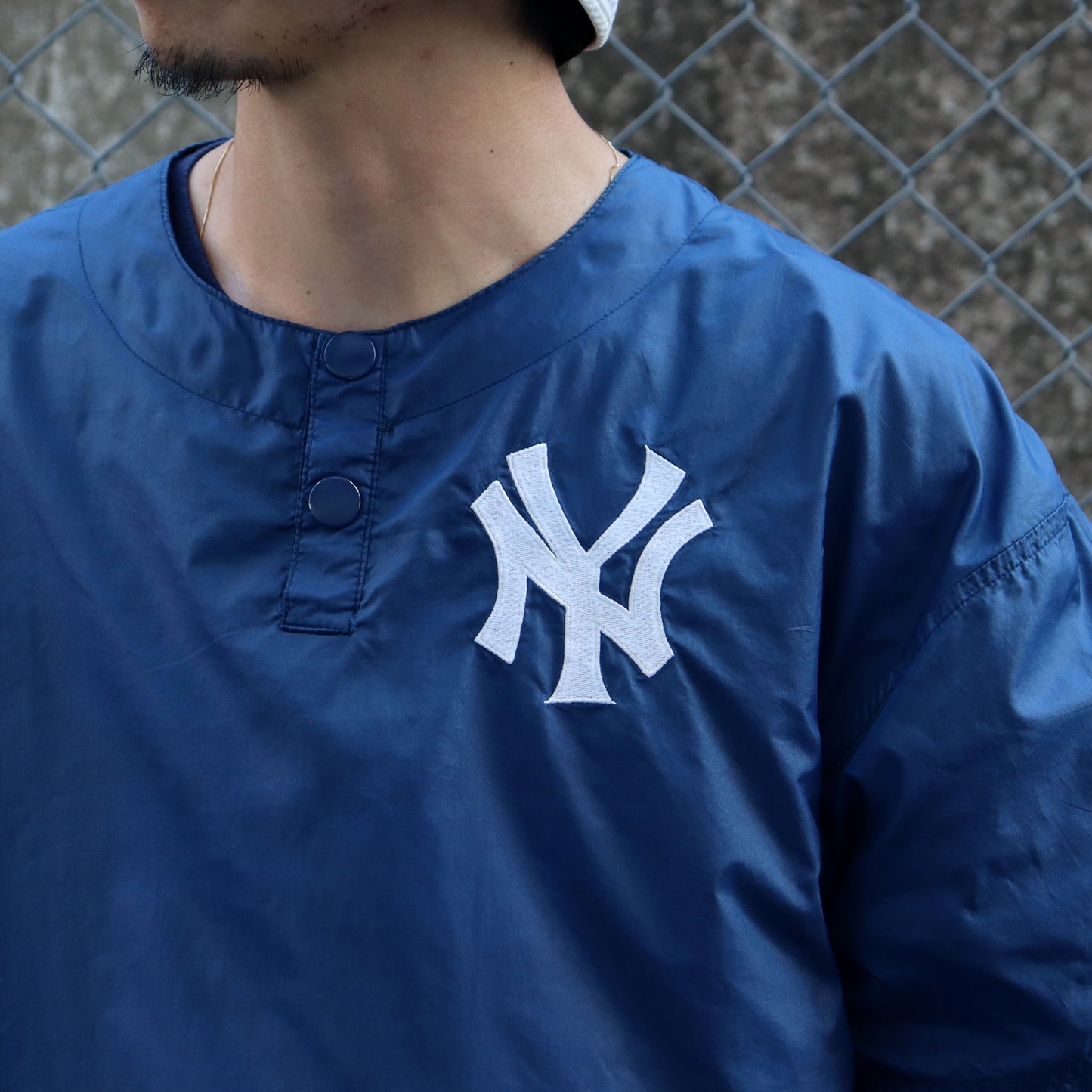 used : (Starter) NY Yankees Pullover Nylon S/S Tee