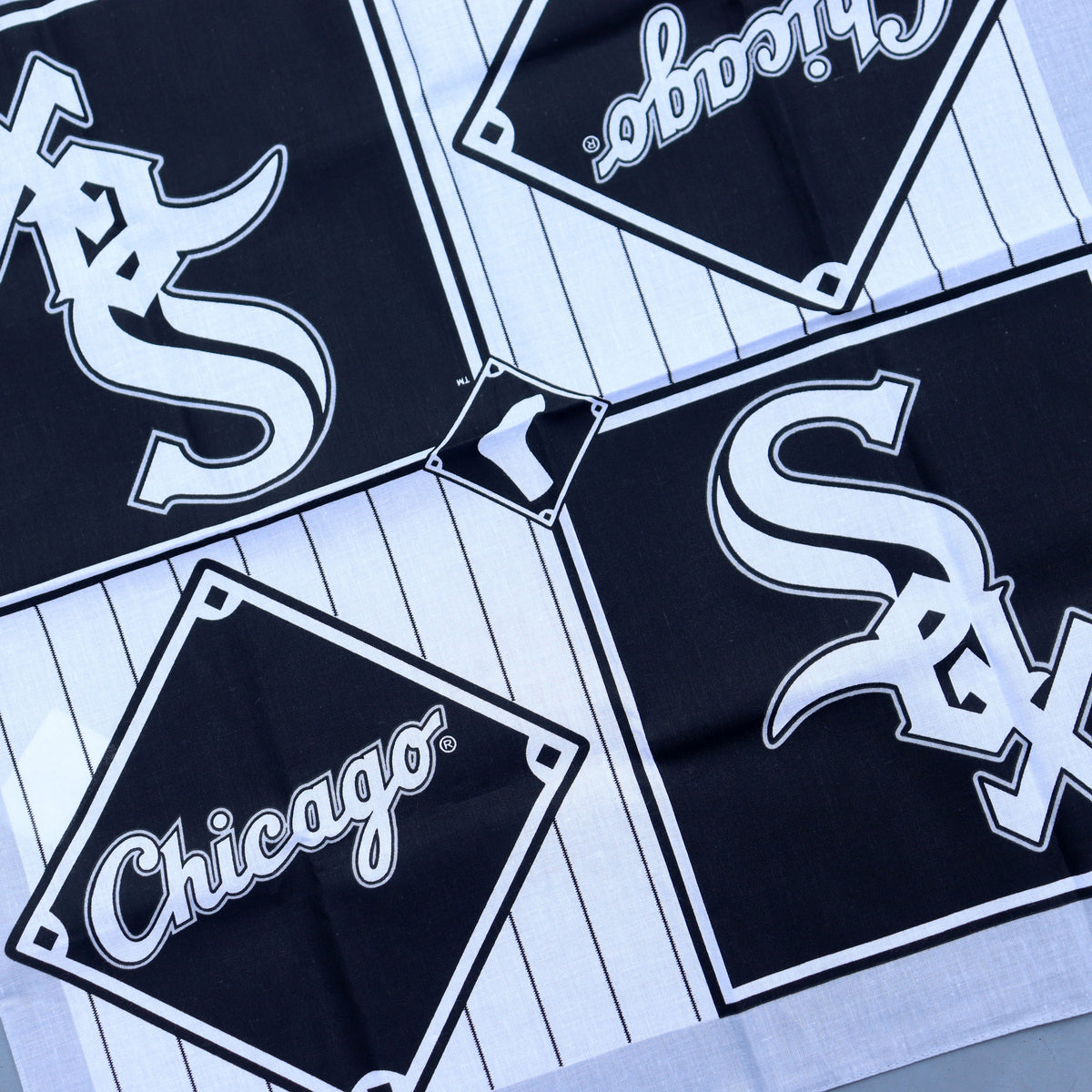 deadstock : 1995 MLB BANDANA