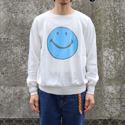 COPYCAT : "Smile" L/S Sweat - White×Blue