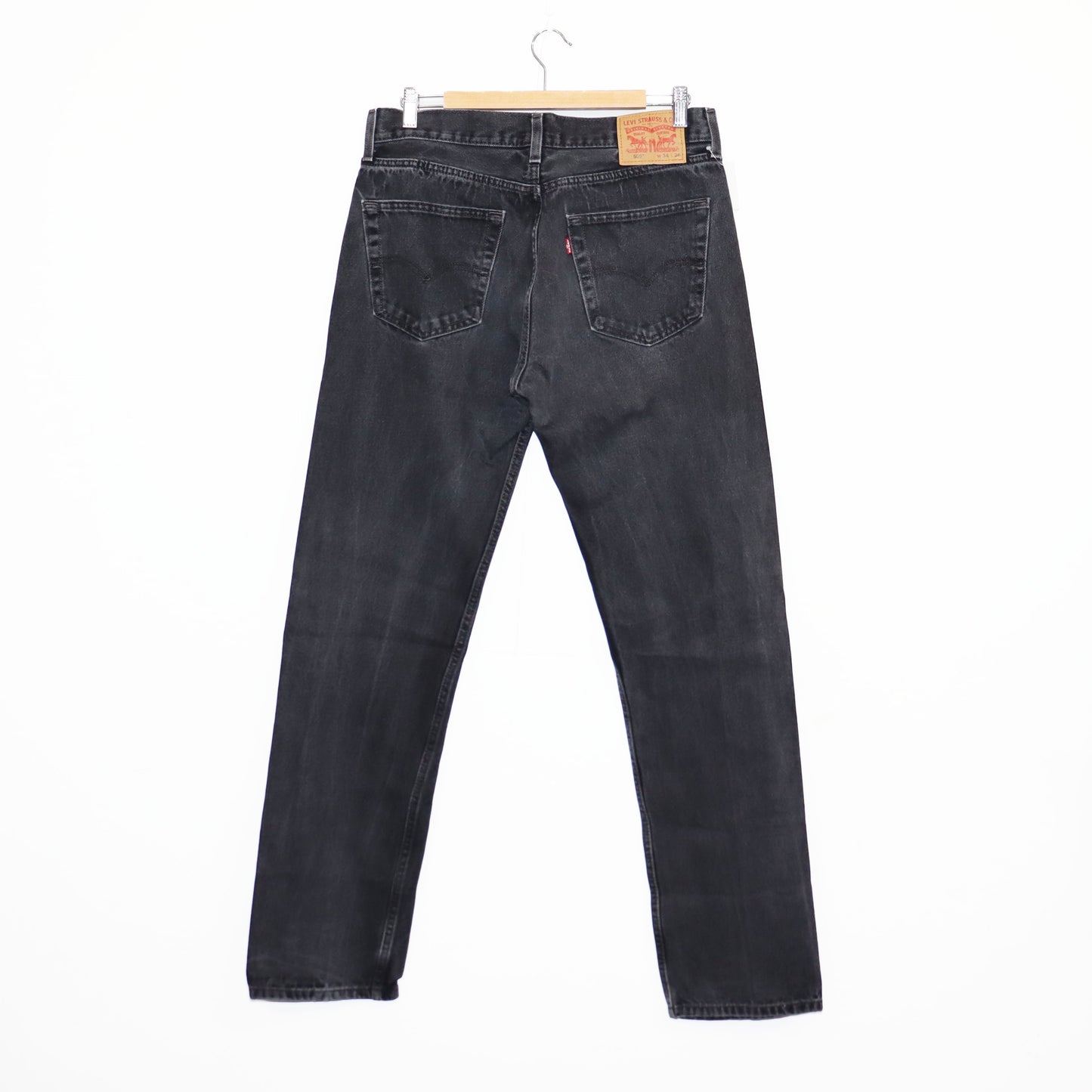 used : (Levi's) 505 Black Denim Jeans / W34L36