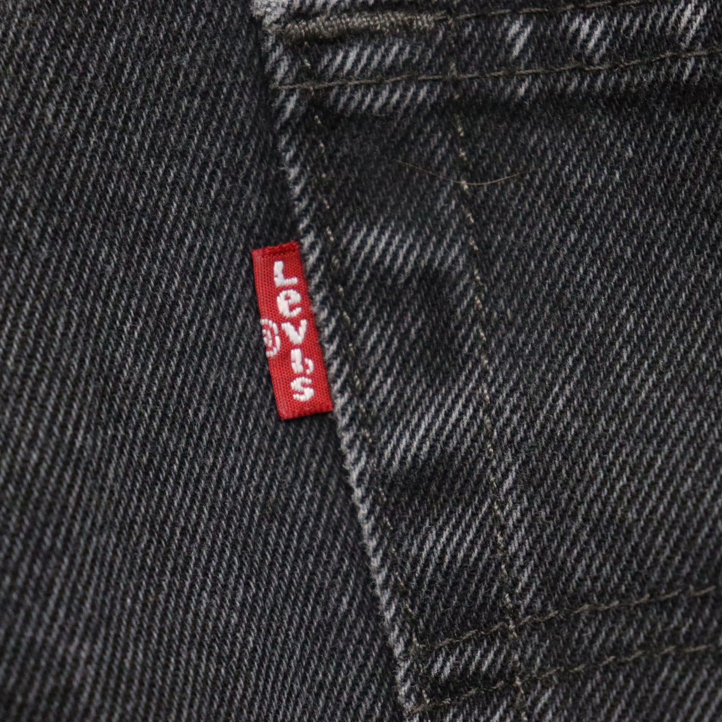 used : (Levi's) 505 Black Denim Jeans / W34L36