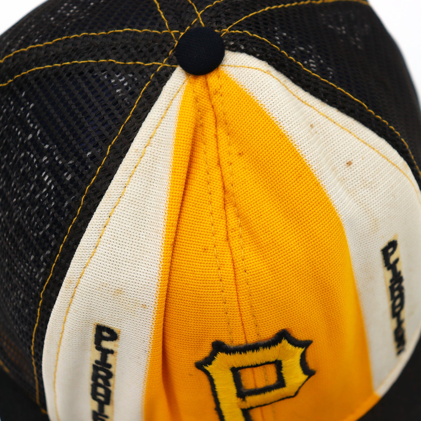 used : (Lucky Stripes) PIT Pirates Mesh Cap 1970s (F)