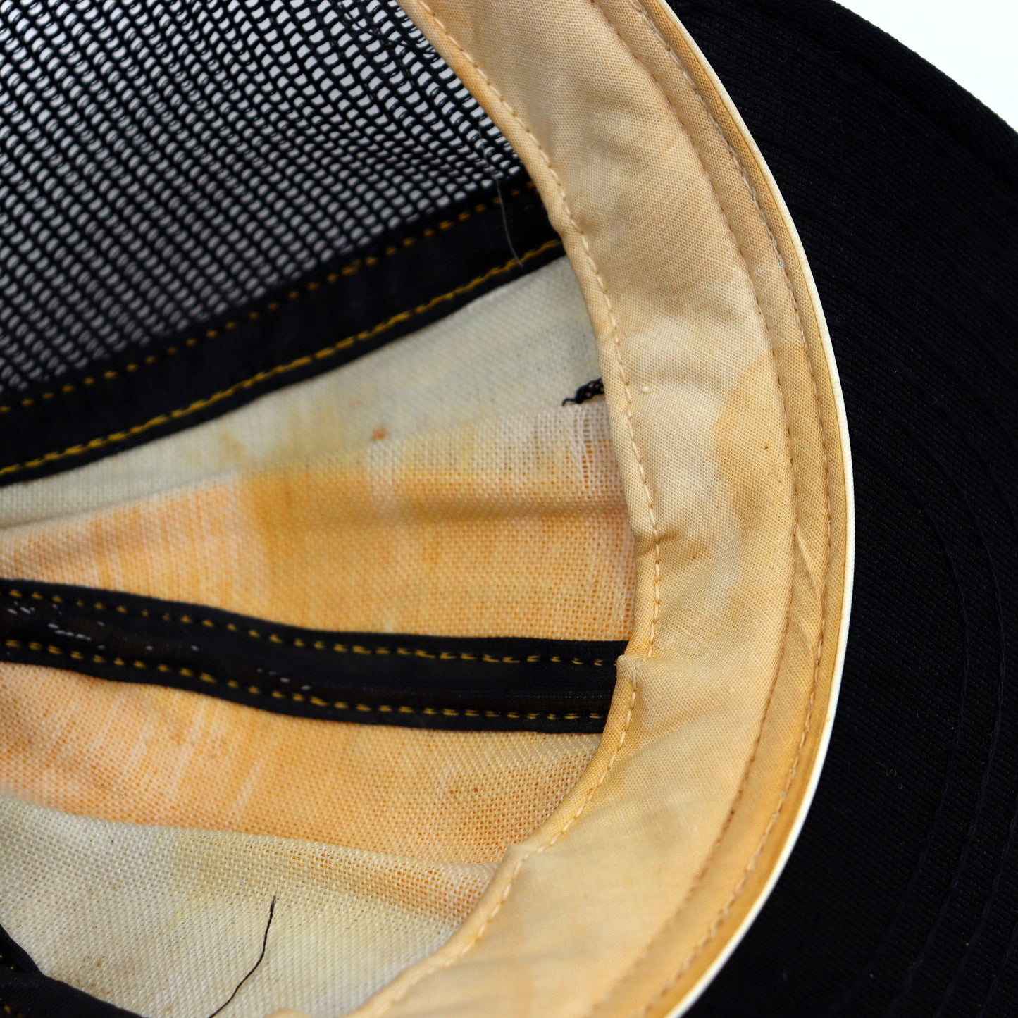 used : (Lucky Stripes) PIT Pirates Mesh Cap 1970s (F)
