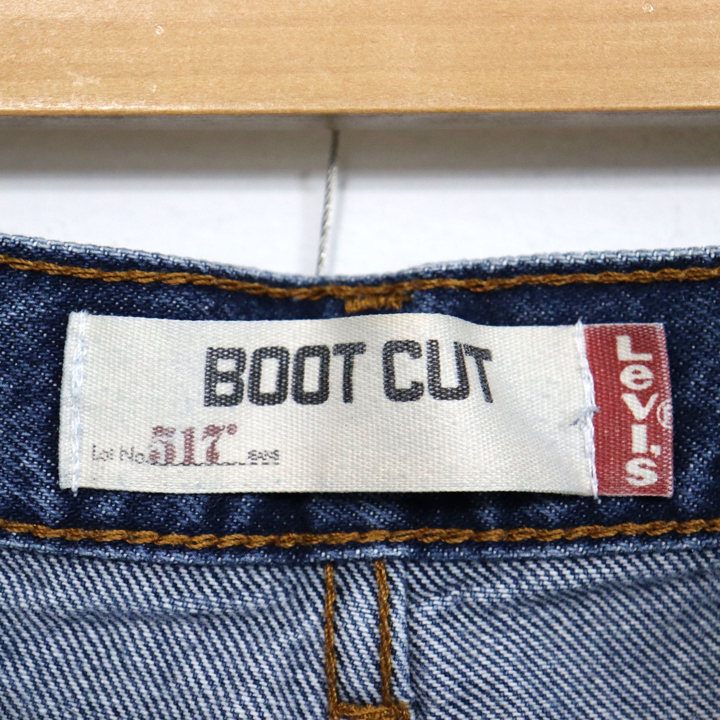 used : (Levi's) 517 Boot Cut Denim Jeans / W36L32