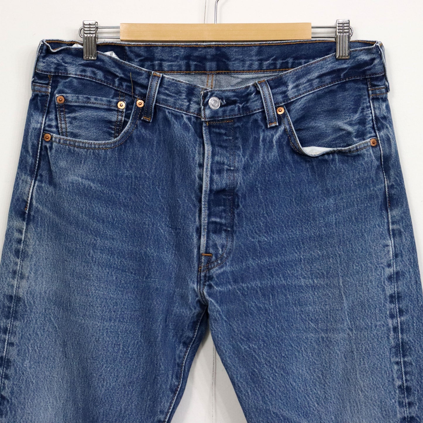 used : (Levi's) 501 Blue Denim Jeans / W35L34