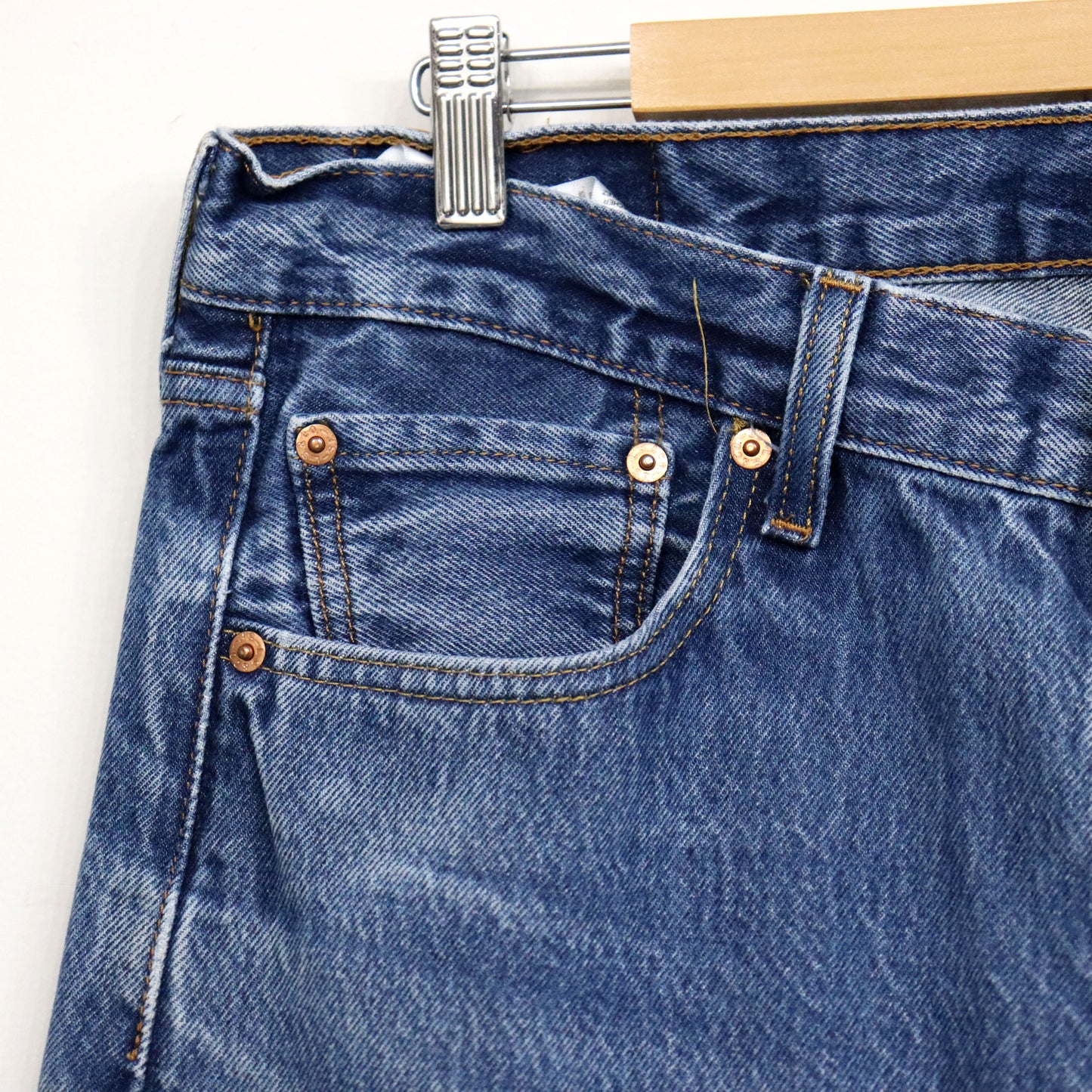 used : (Levi's) 501 Blue Denim Jeans / W35L34