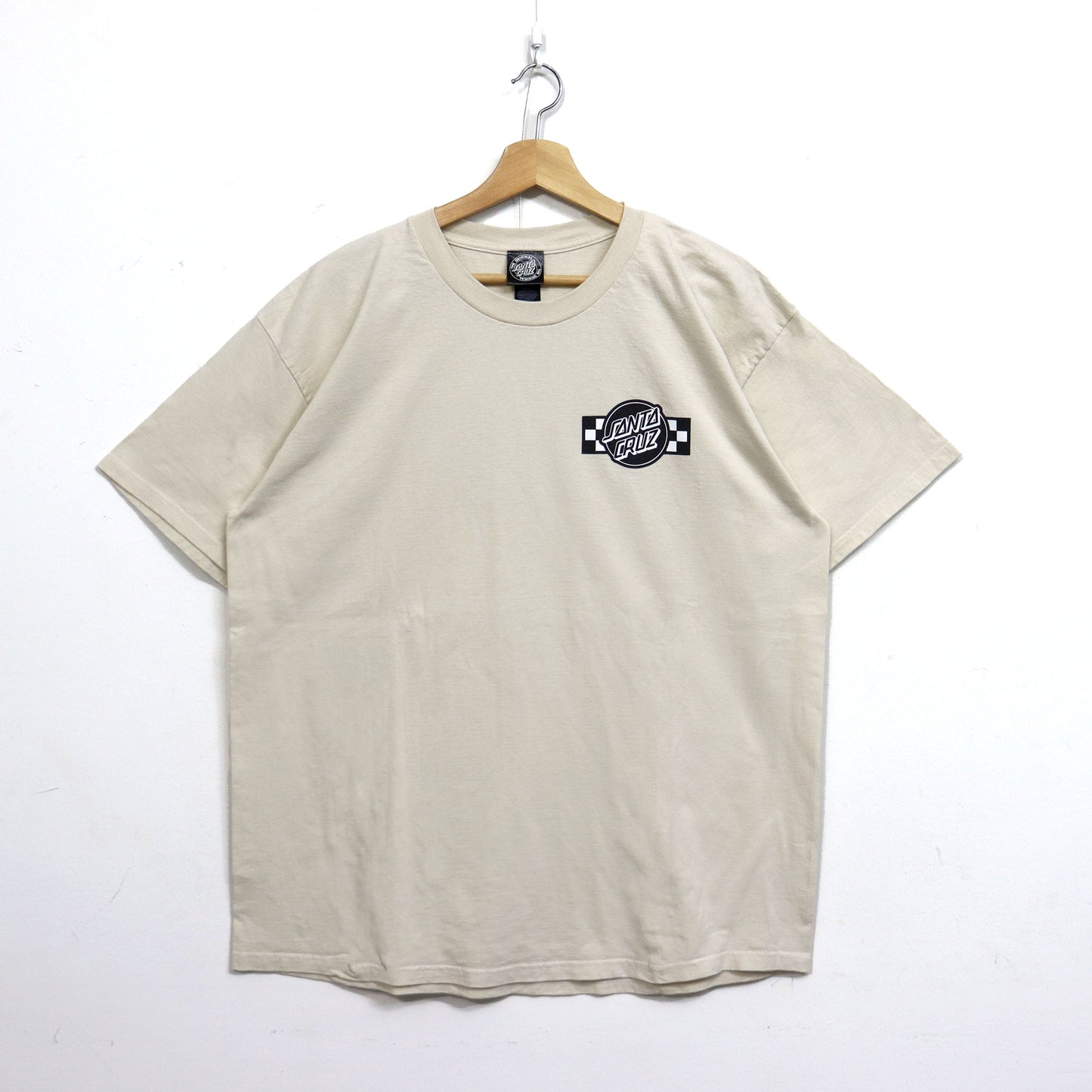 used : Santa Cruz Tee