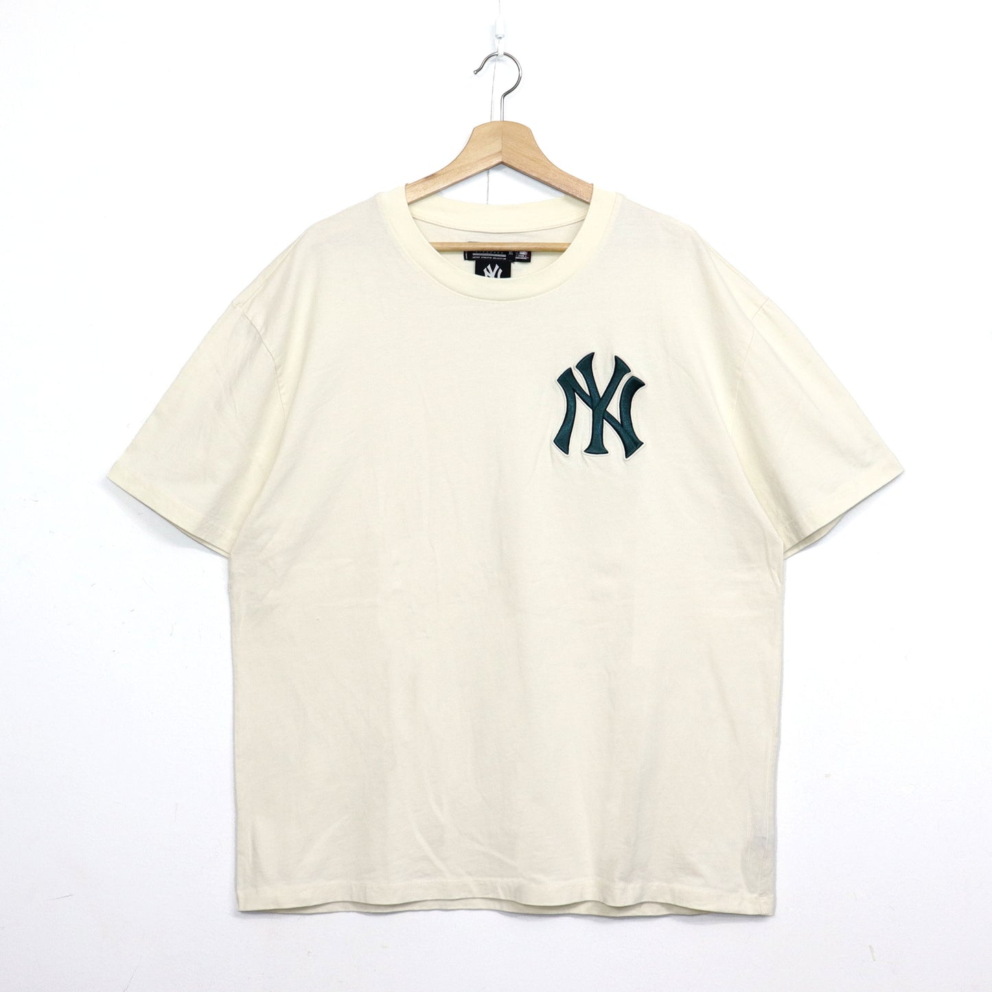 used : (Pro Standard) NY Yankees Logo S/S Tee