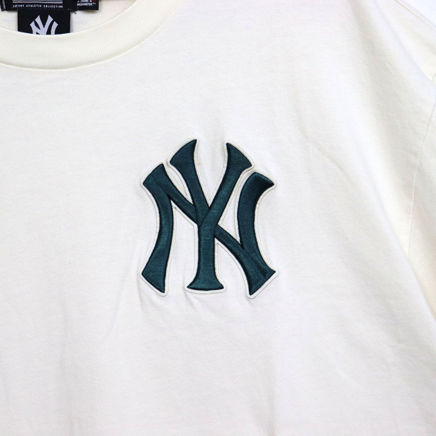 used : (Pro Standard) NY Yankees Logo S/S Tee