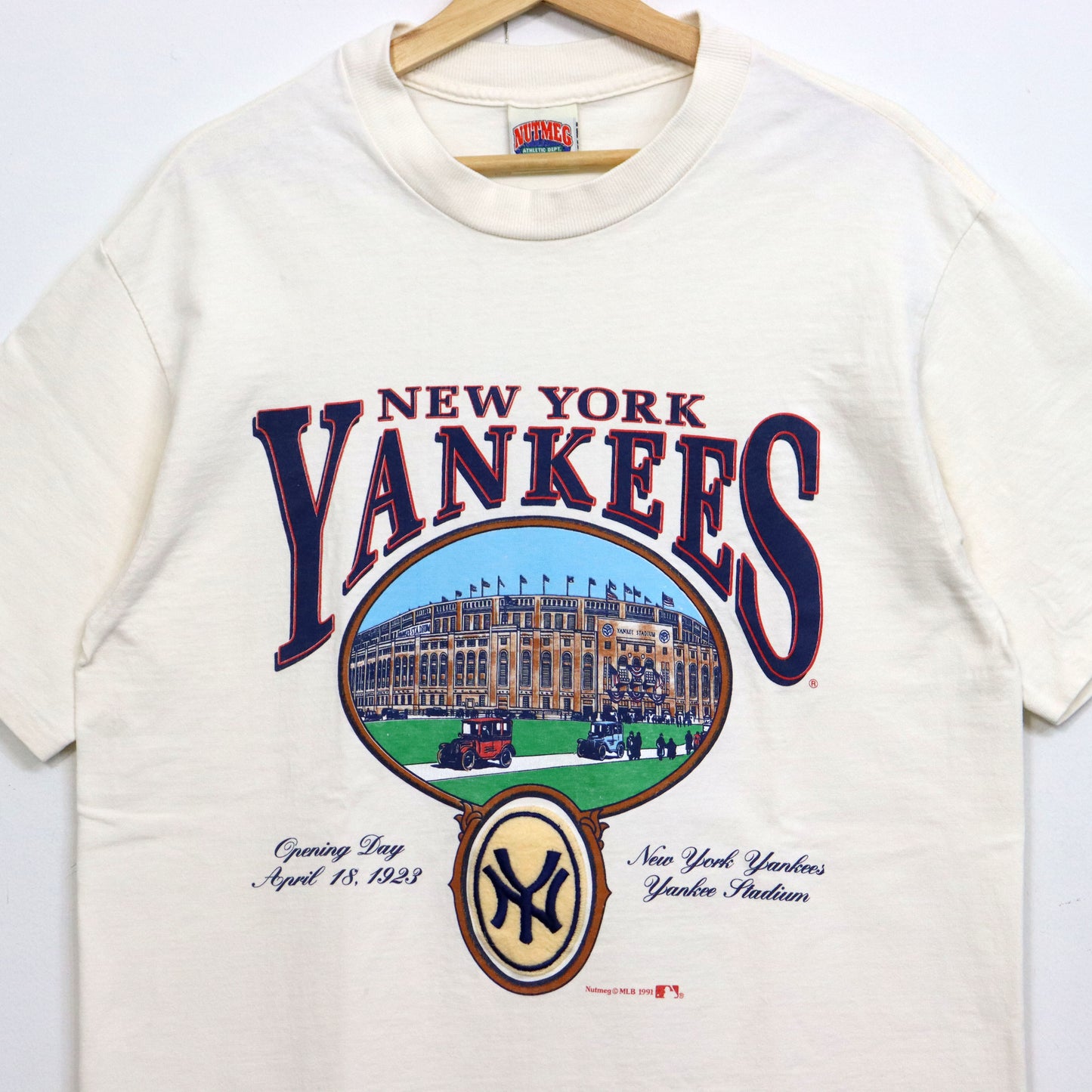 used : (Nutmeg) NY Yankees Opening Day S/S Tee