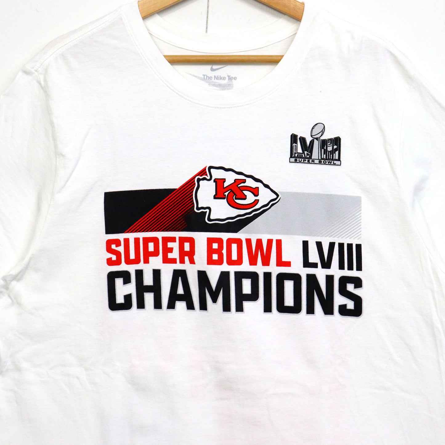 used : (Nike) KC Chiefs Super Bowl Champs S/S Tee
