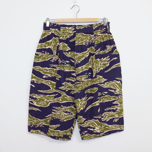 South2 West8 : Army String Short - Tiger camo