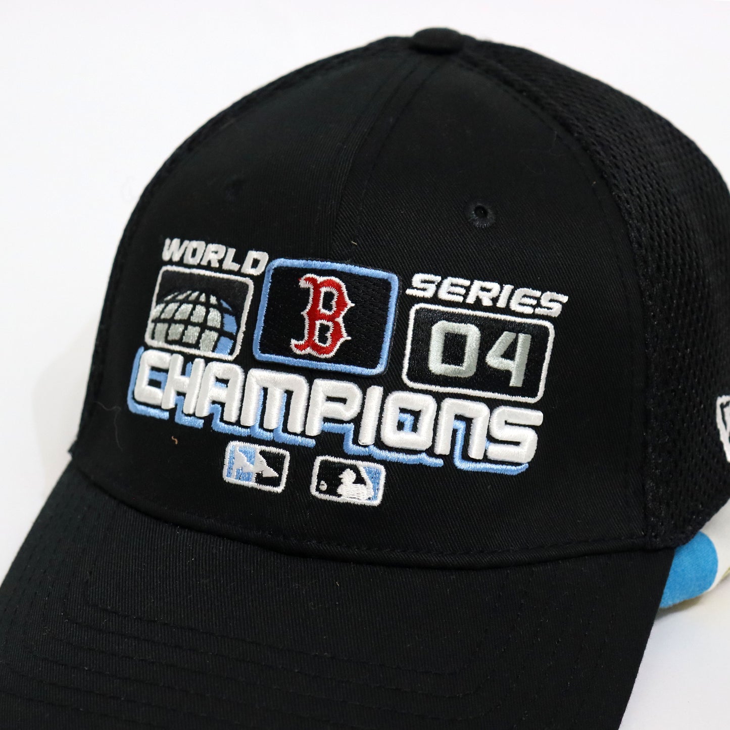 used:(Newera) 2004 Champions BOS Cap