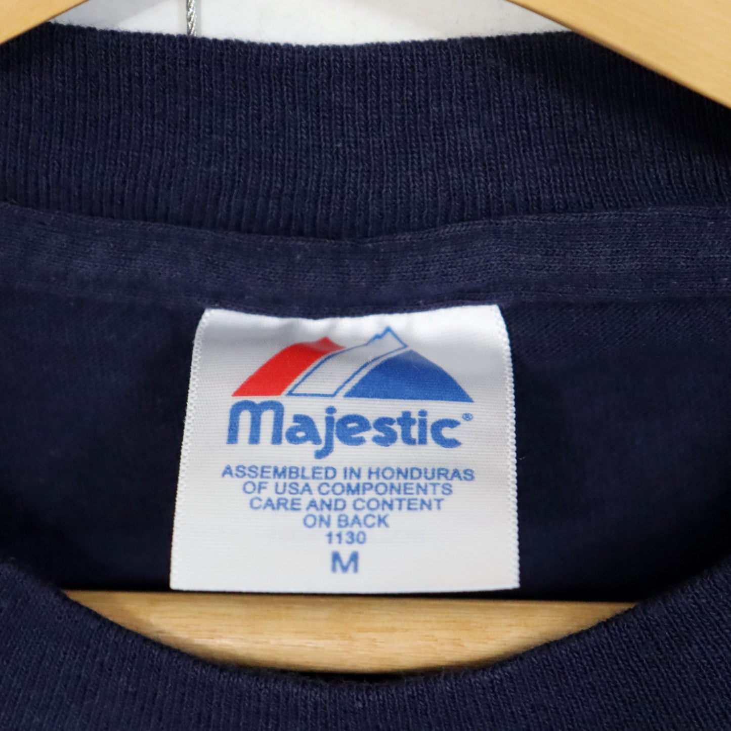 used : (Majestic) NY Yankess Numbering Tee - #18 DAMON