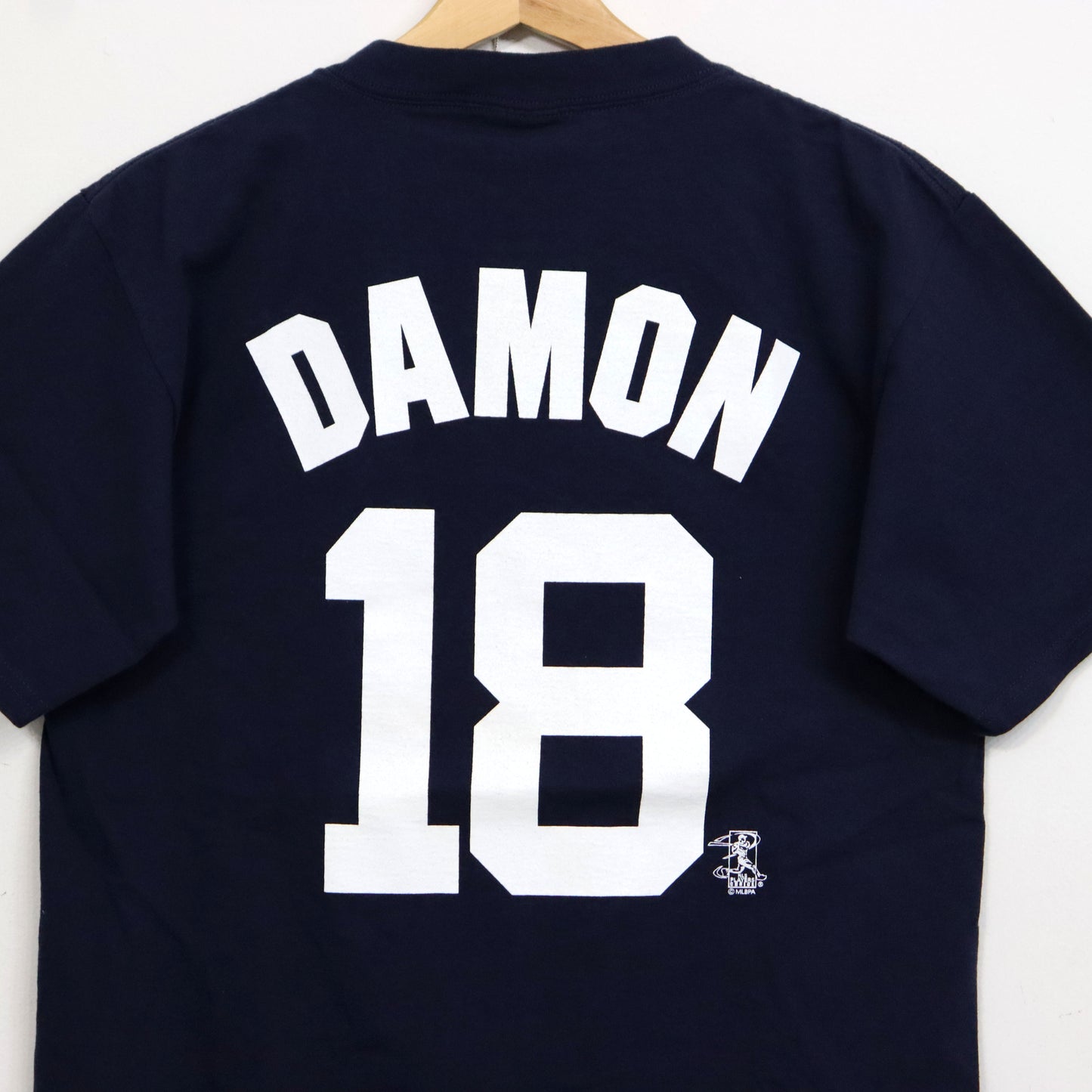 used : (Majestic) NY Yankess Numbering Tee - #18 DAMON