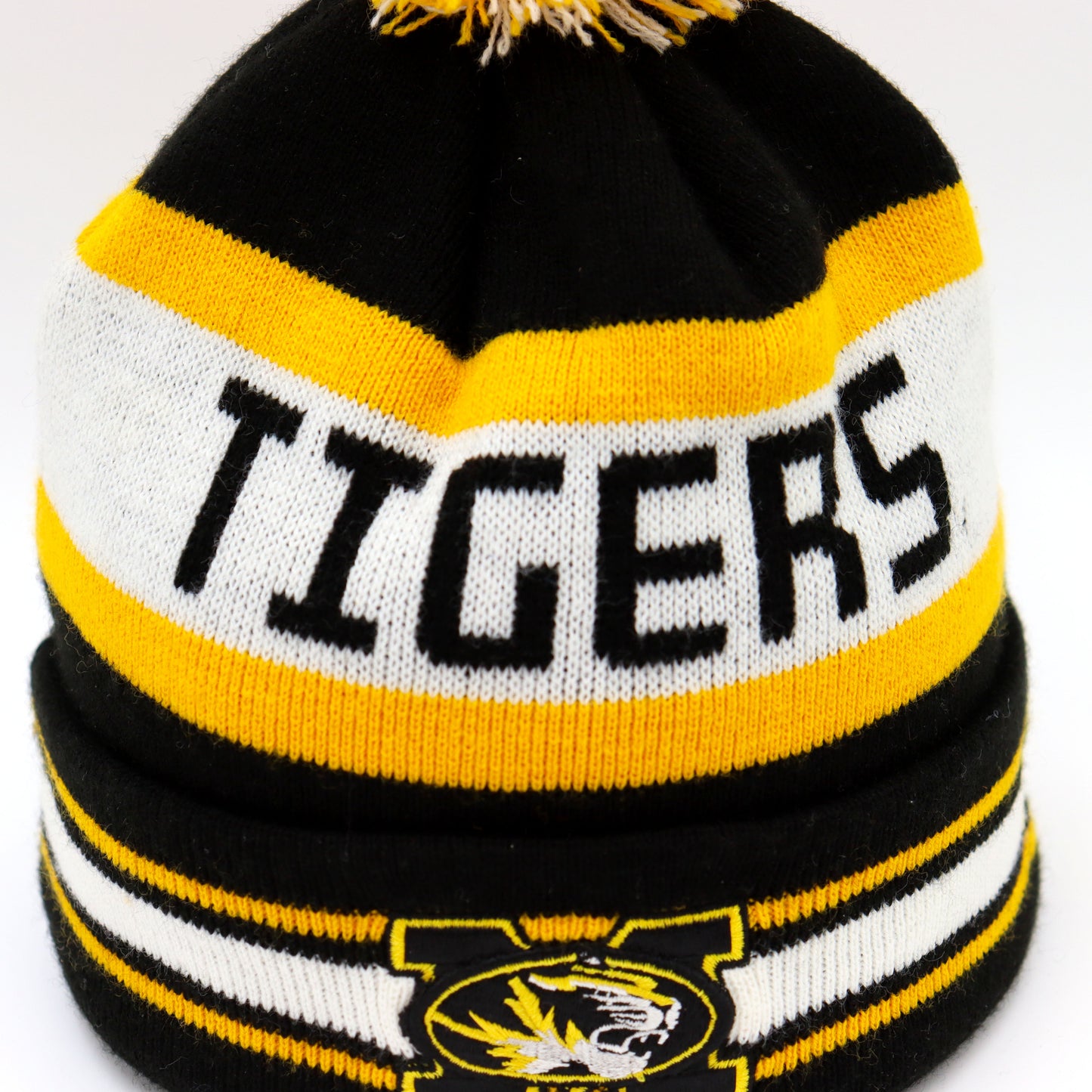 used : (Newera) Mizzou Tigers Pom Knit Beanie (F)