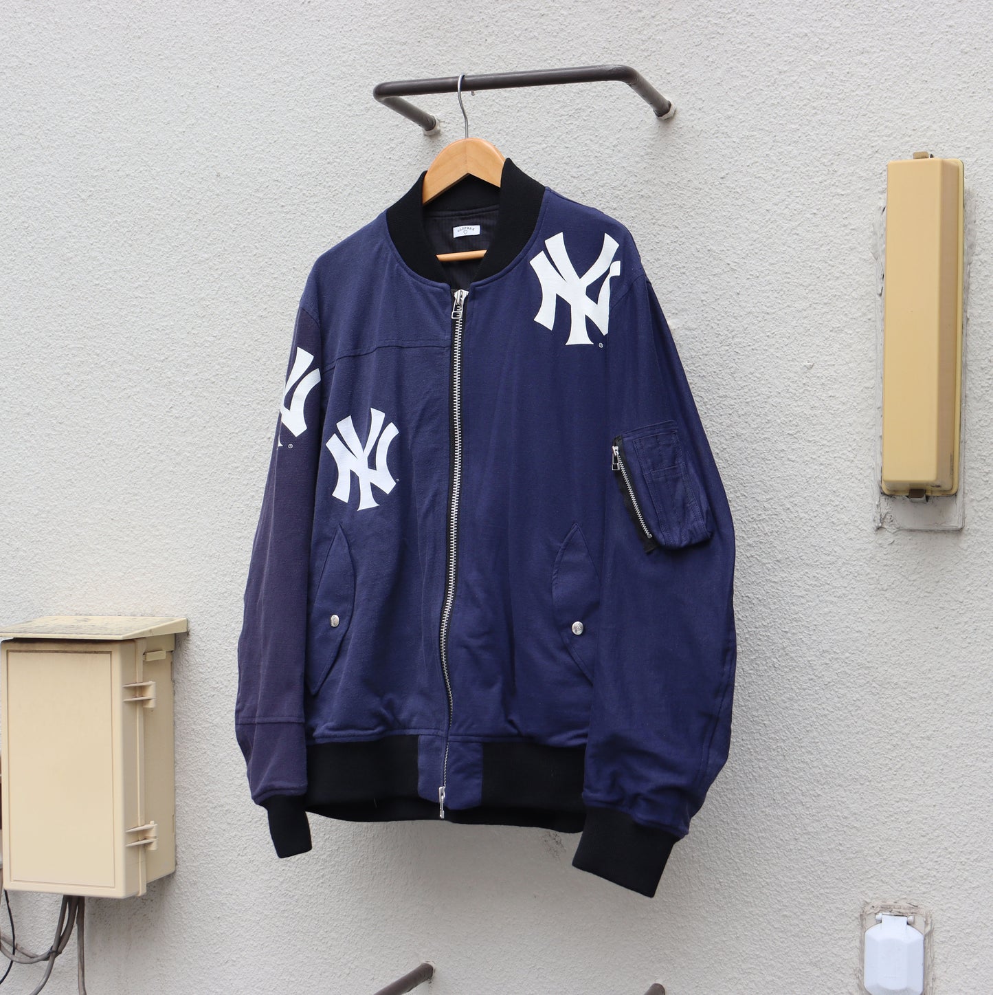 OLD PARK :  Flight Jacket Tee - Yankees
