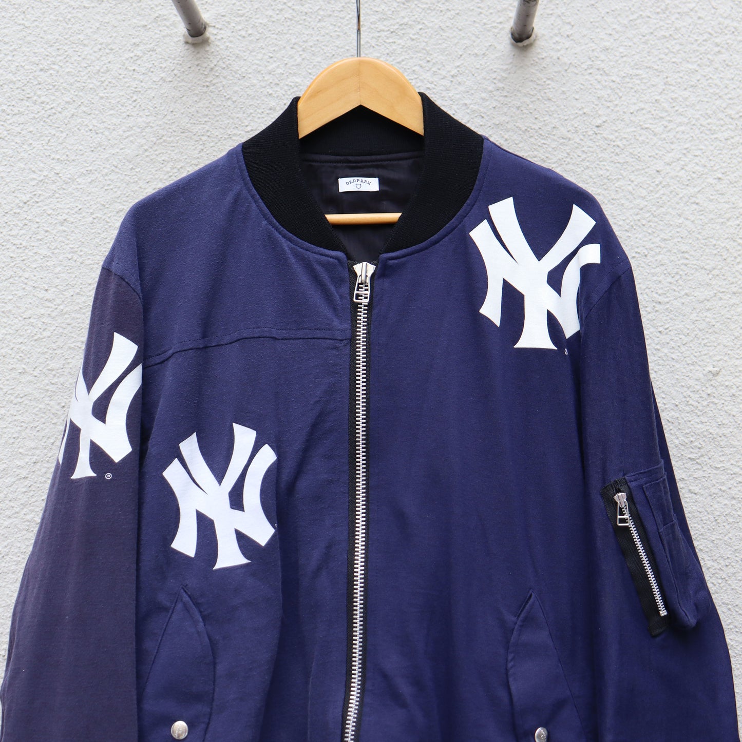 OLD PARK :  Flight Jacket Tee - Yankees