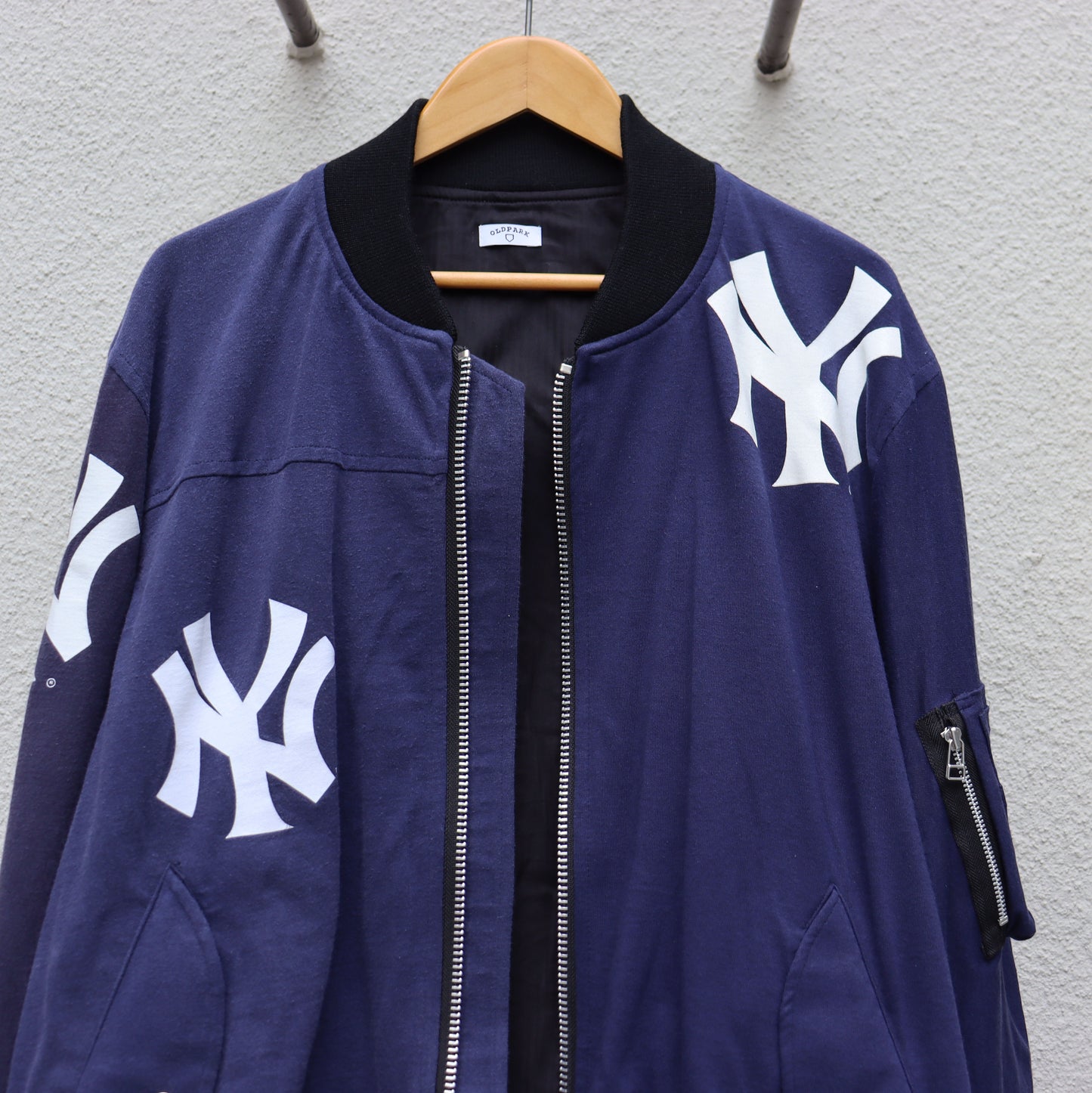 OLD PARK :  Flight Jacket Tee - Yankees