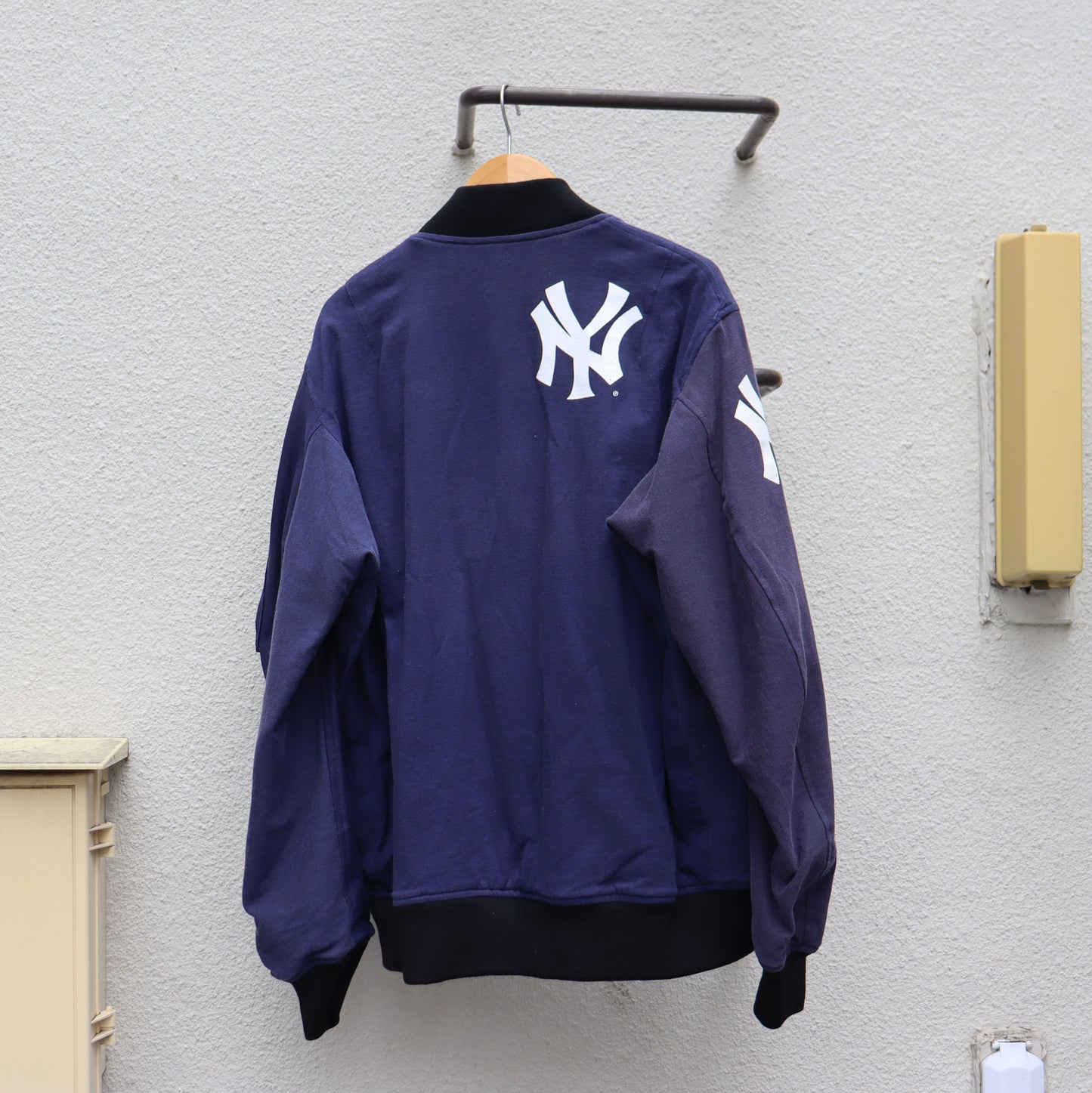 OLD PARK :  Flight Jacket Tee - Yankees