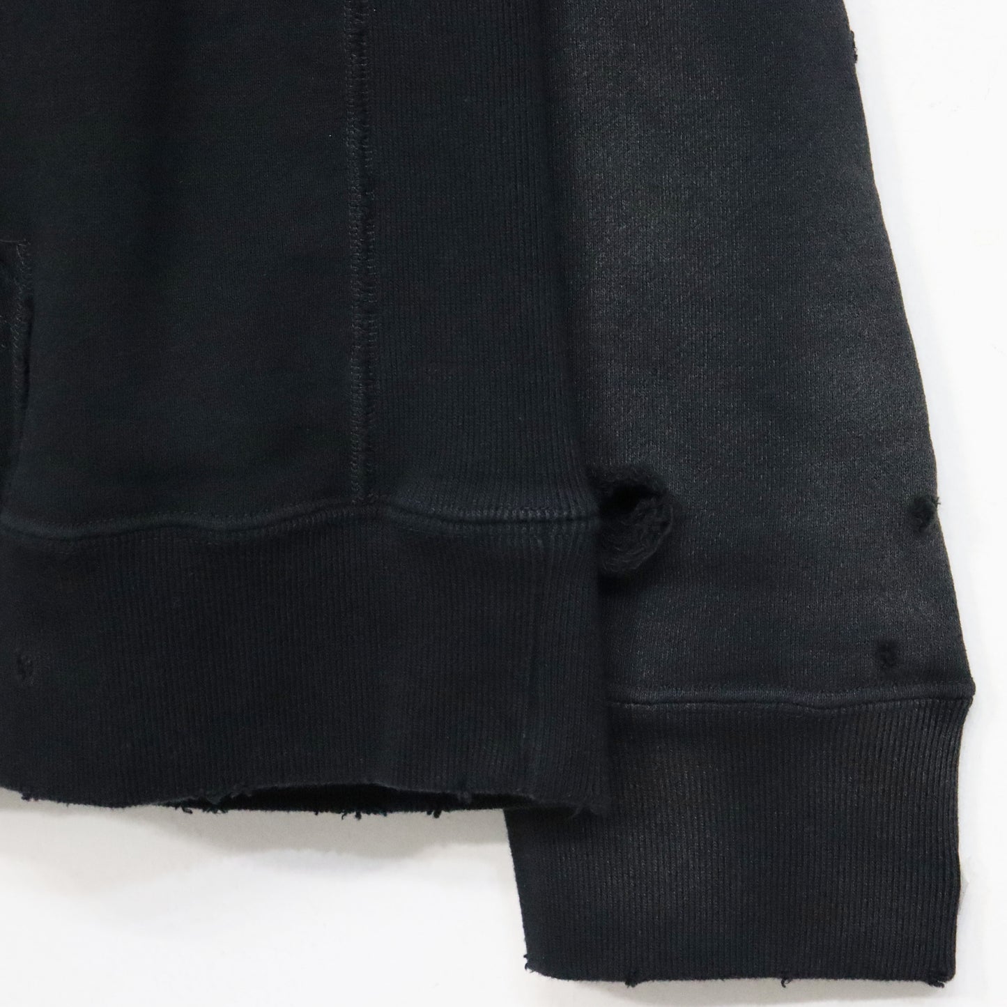 Needles：Deconstructed Zipped Sweat