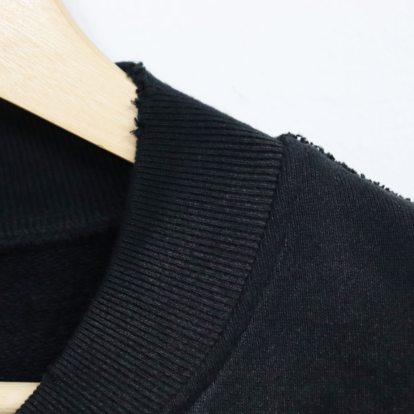 Needles：Deconstructed Zipped Sweat