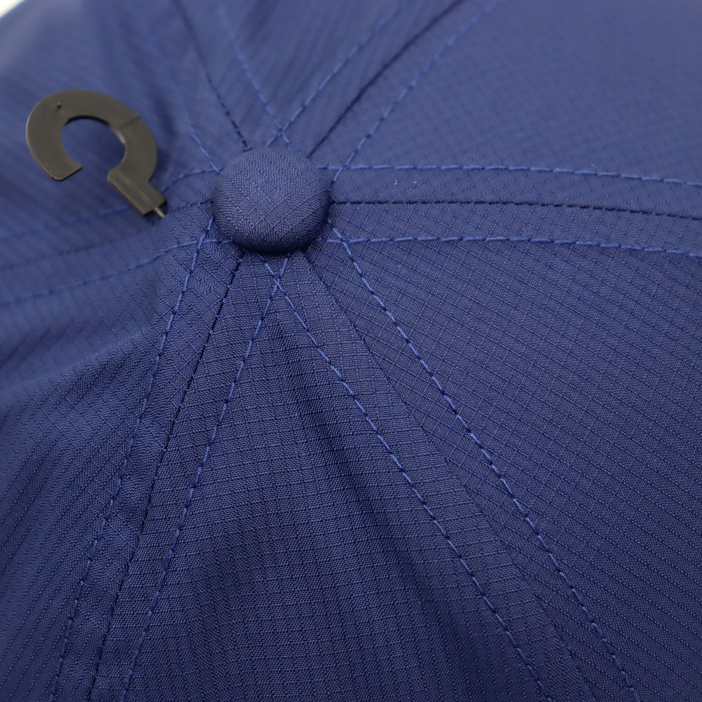 NIKE : Dri-Fit Poly Rip Stop Cap