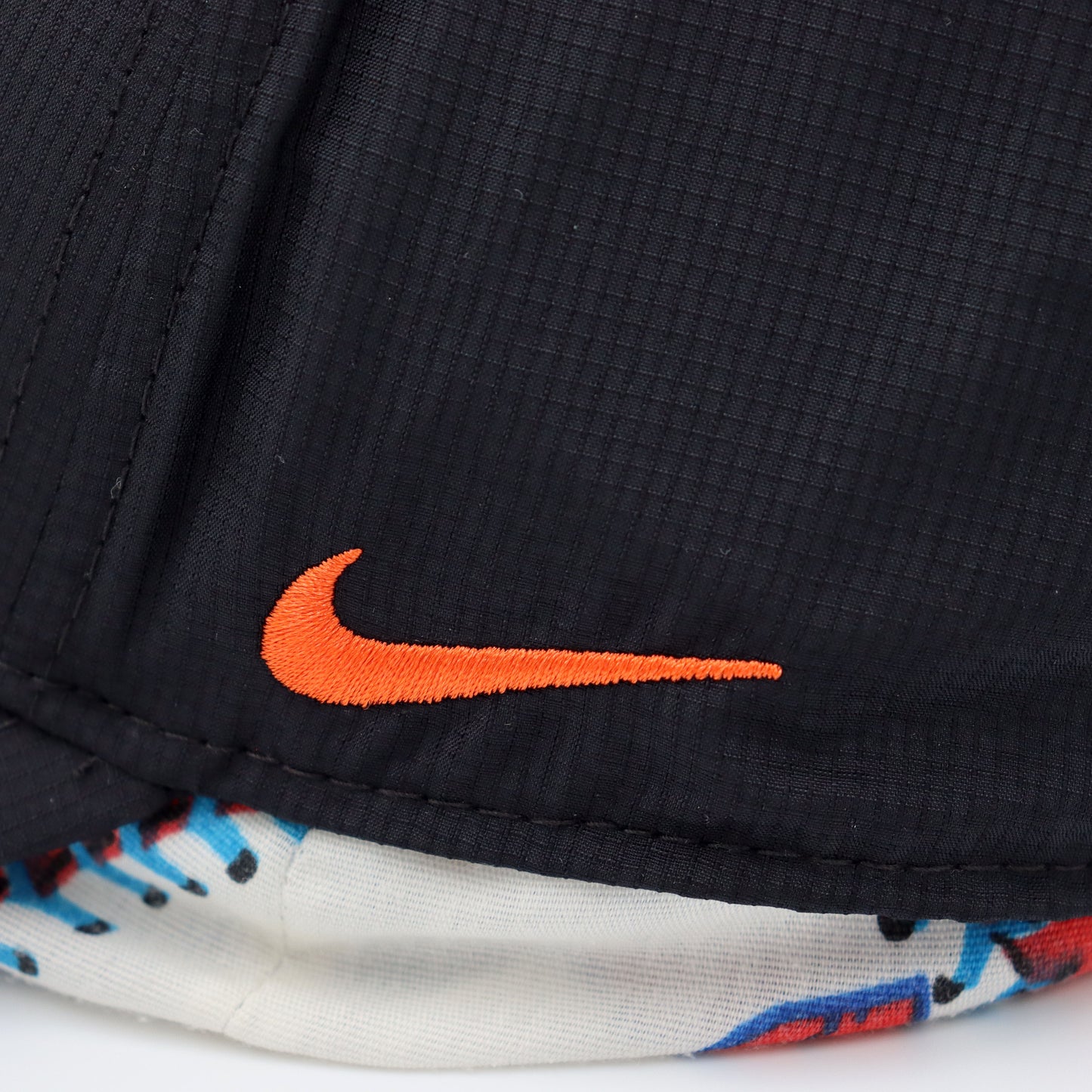NIKE : Dri-Fit Poly Rip Stop Cap