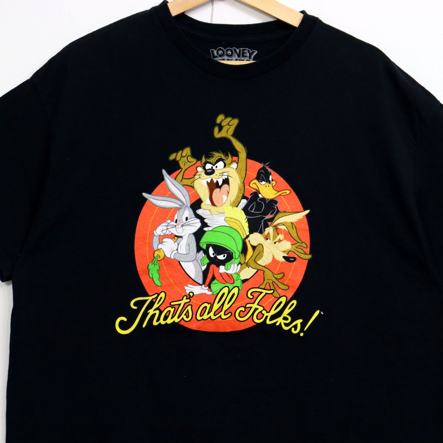 used : Looney Tunes WB Character Graphic S/S Tee