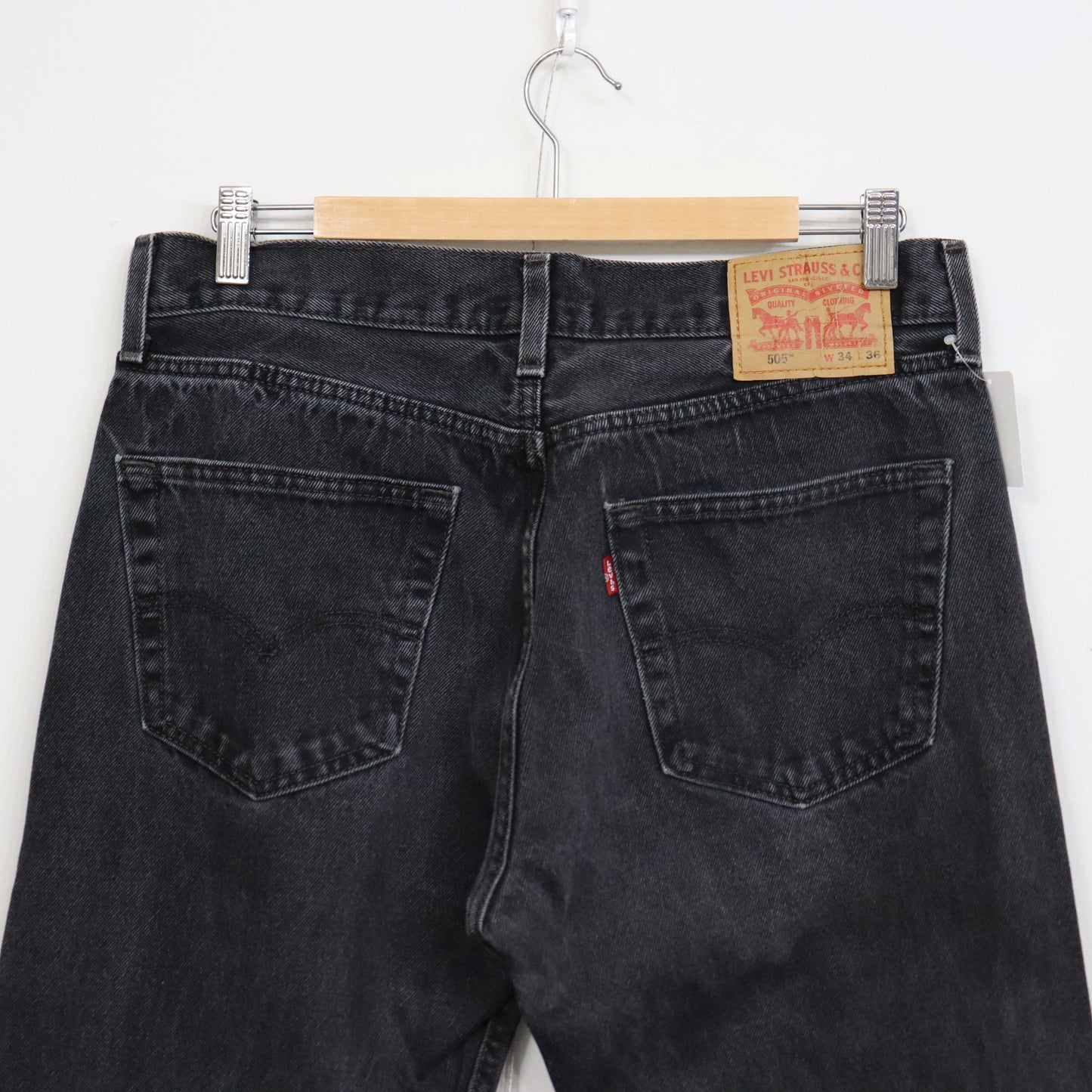 used : (Levi's) 505 Black Denim Jeans / W34L36