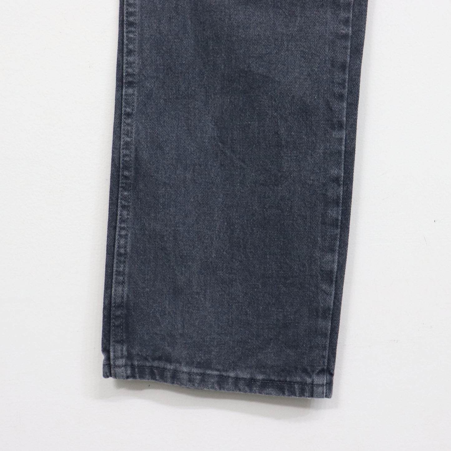 used: (Wrangler) 936CHG Black Denim Jeans / W34L32