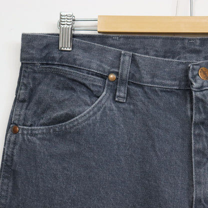 used: (Wrangler) 936CHG Black Denim Jeans / W34L32
