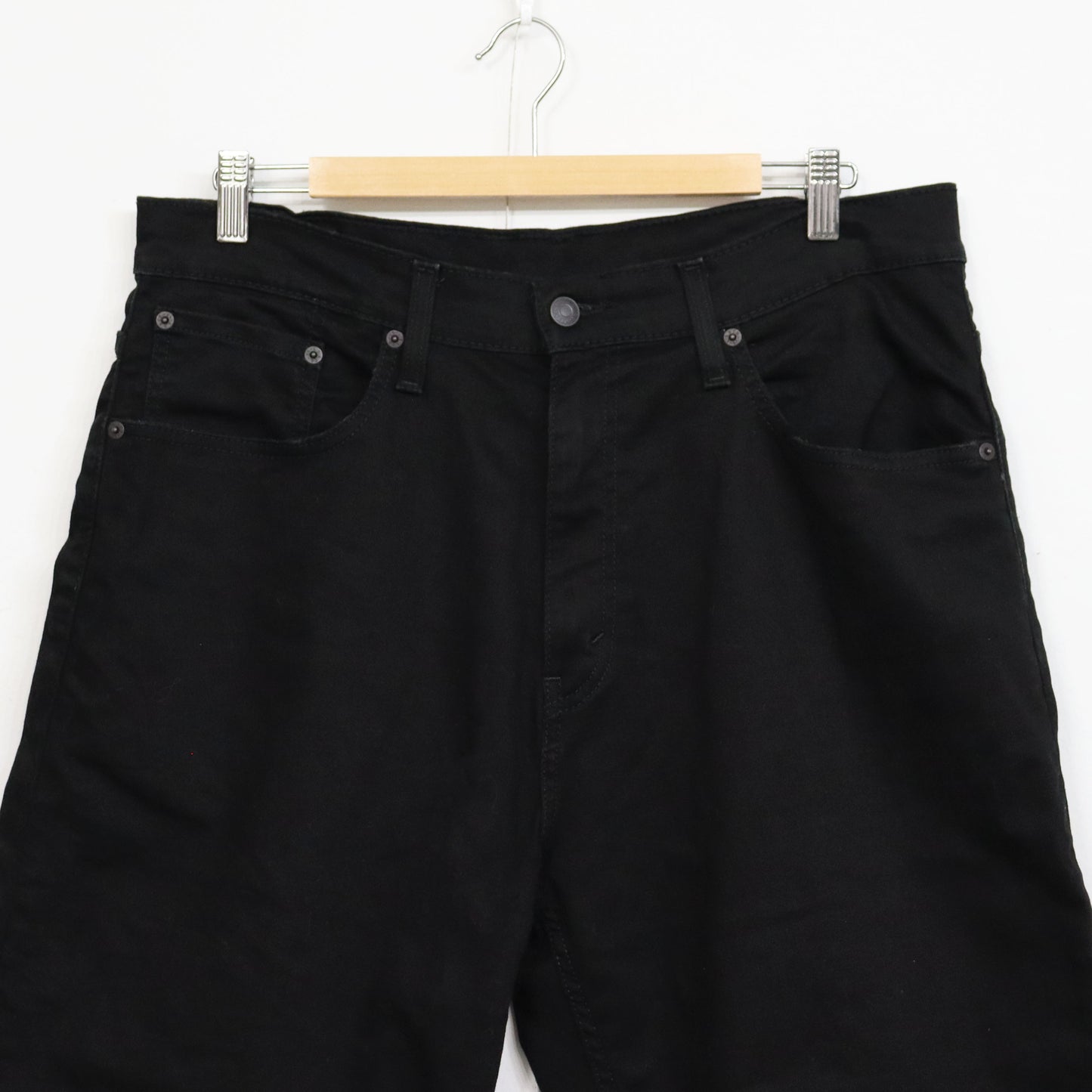 used : (levis) 569 Black Denim Short / W34