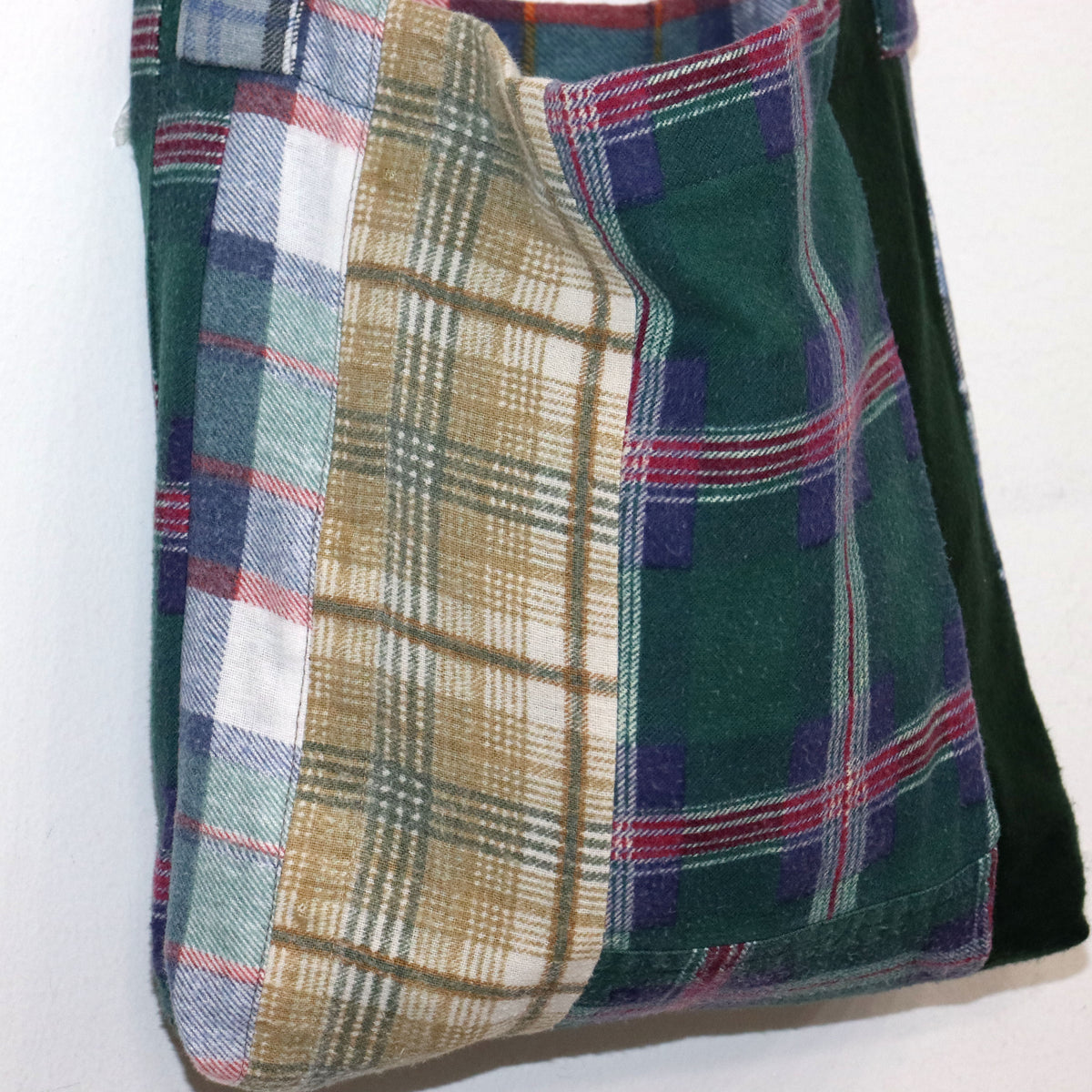 Chacoal Tokyo : (Bodocos) BVD P/W Shoulder - GREEN