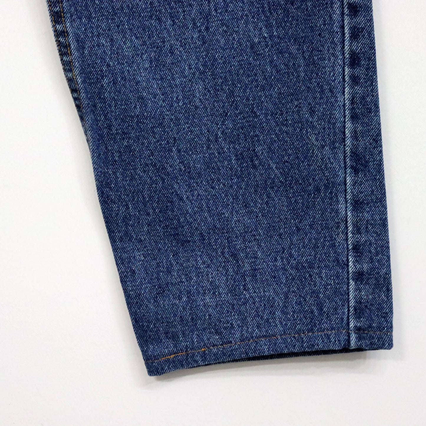 used : (Levi's) 550 Blue Denim Jeans / W32L36
