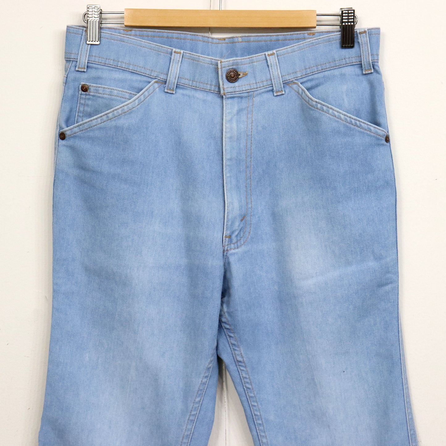 used : (Levi's) Orange Tab Slightly Relaxed Fit Jeans