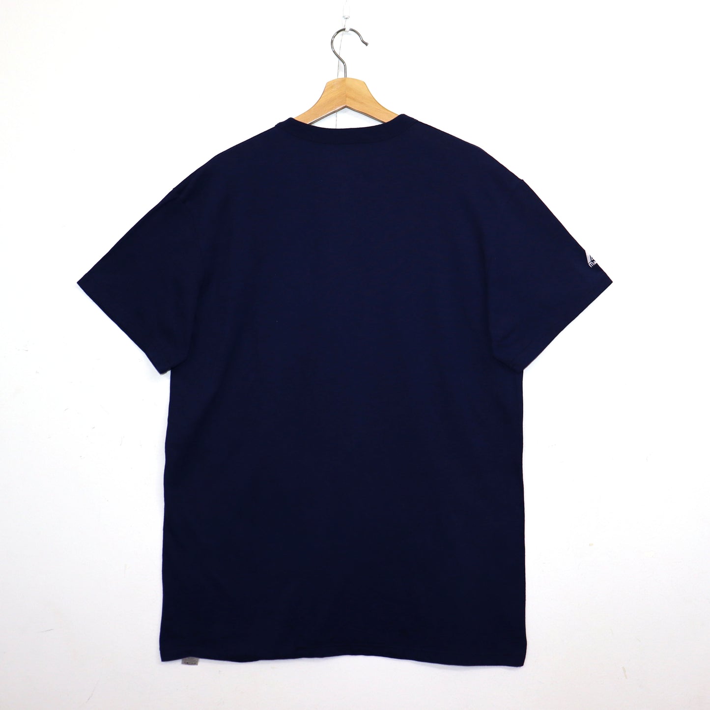 used : (Majestic) Thunder Minor League Henley S/S Tee
