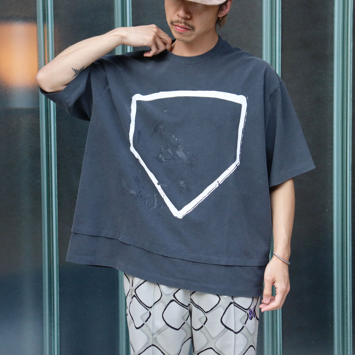 OLD PARK : HOME PLATE TEE - BLACK 2