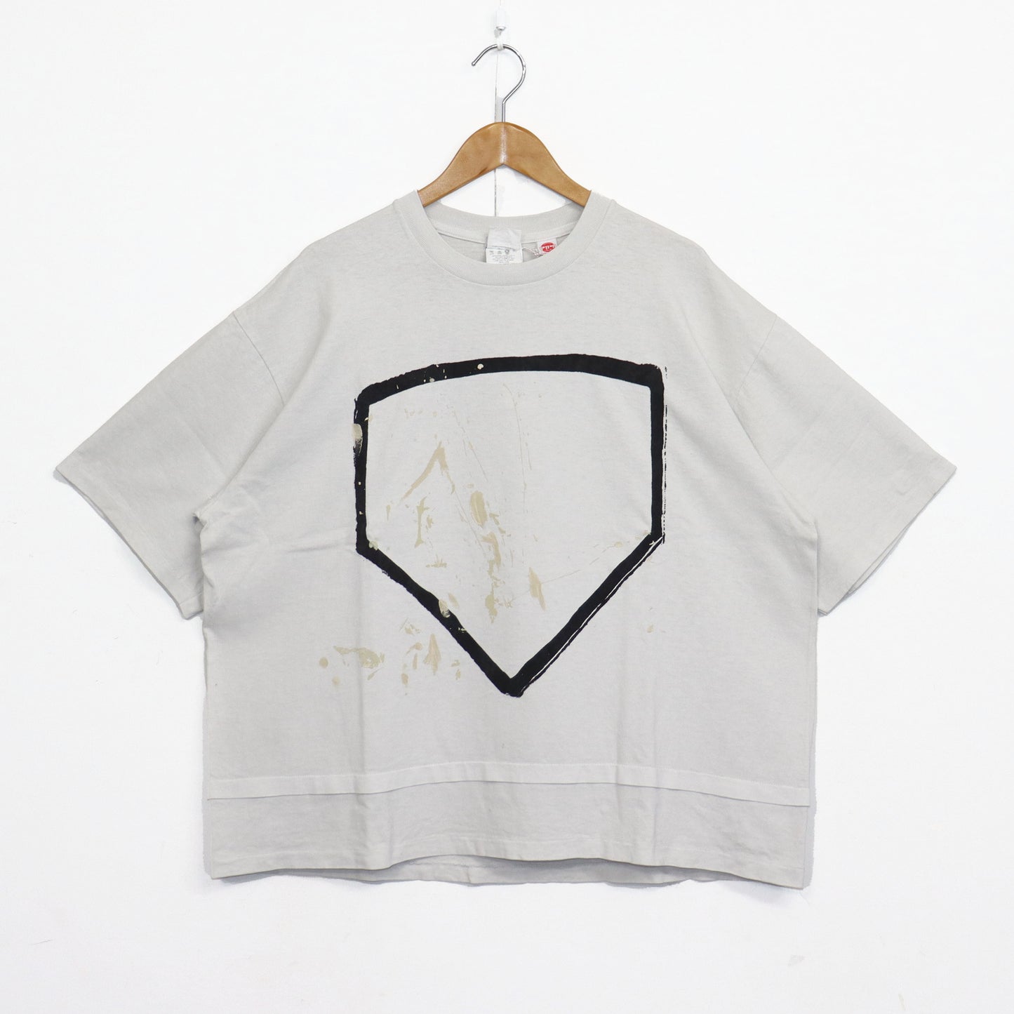 OLD PARK : HOME PLATE TEE - OFF WHITE 1