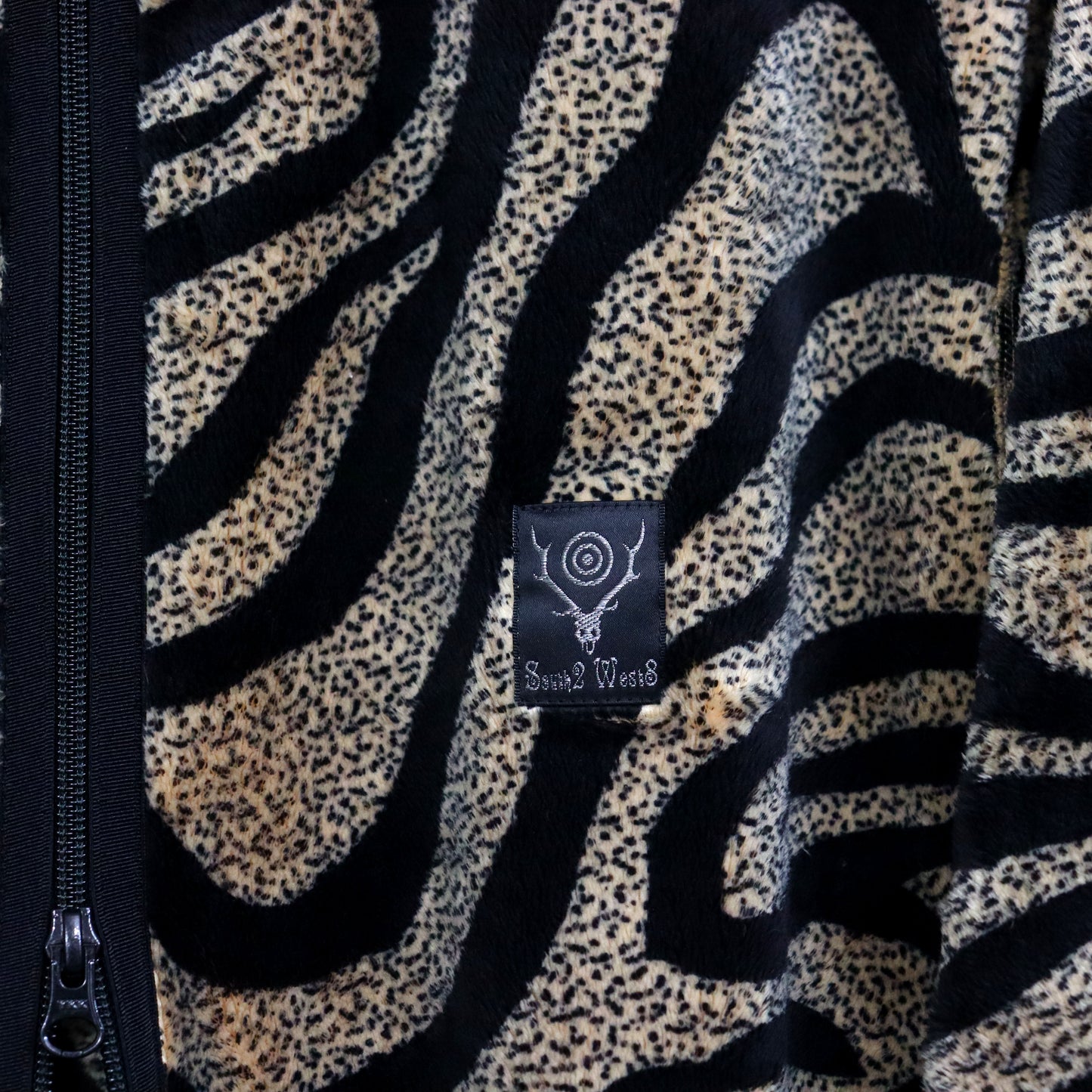 South2 West8 : Piping Jacket - Poly Fleece / Printed