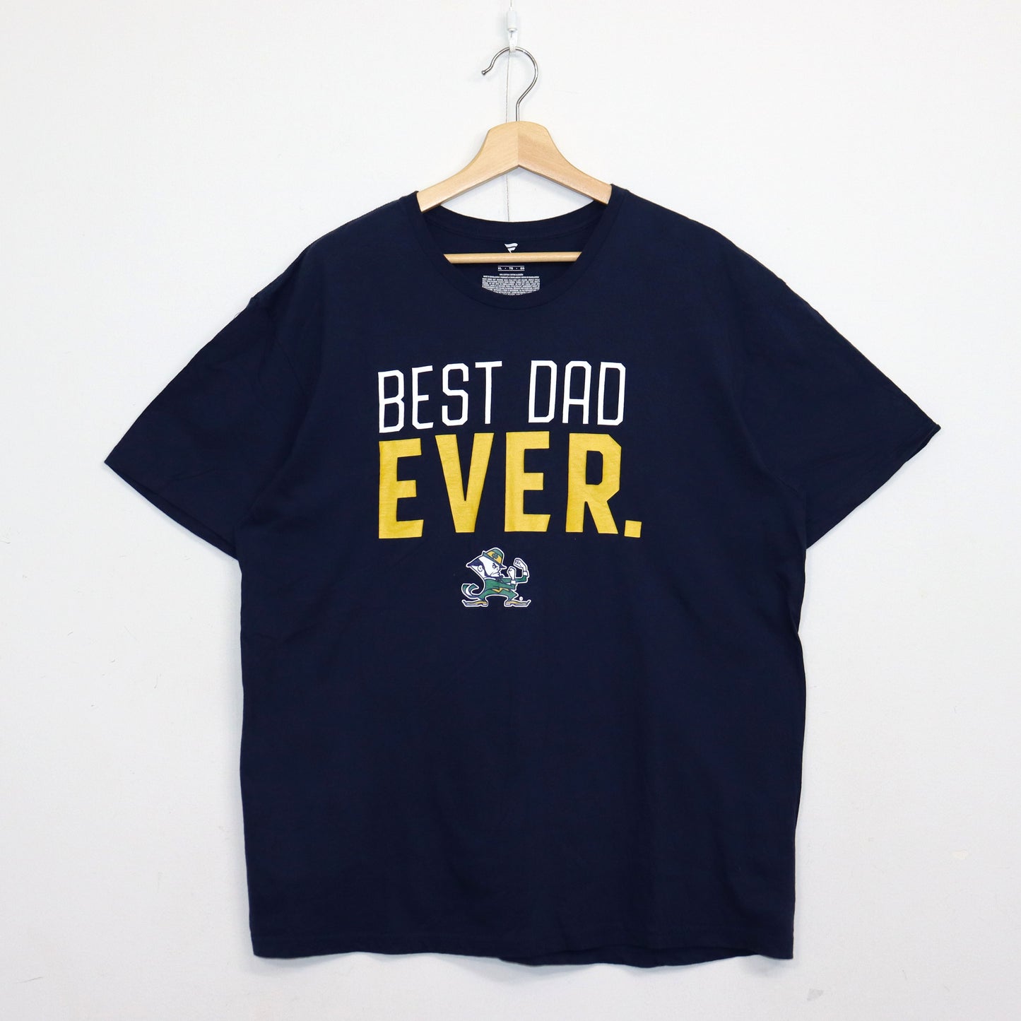 used : (Fanatics) Notre Dame Fighting Irish “Best Dad Ever” Tee