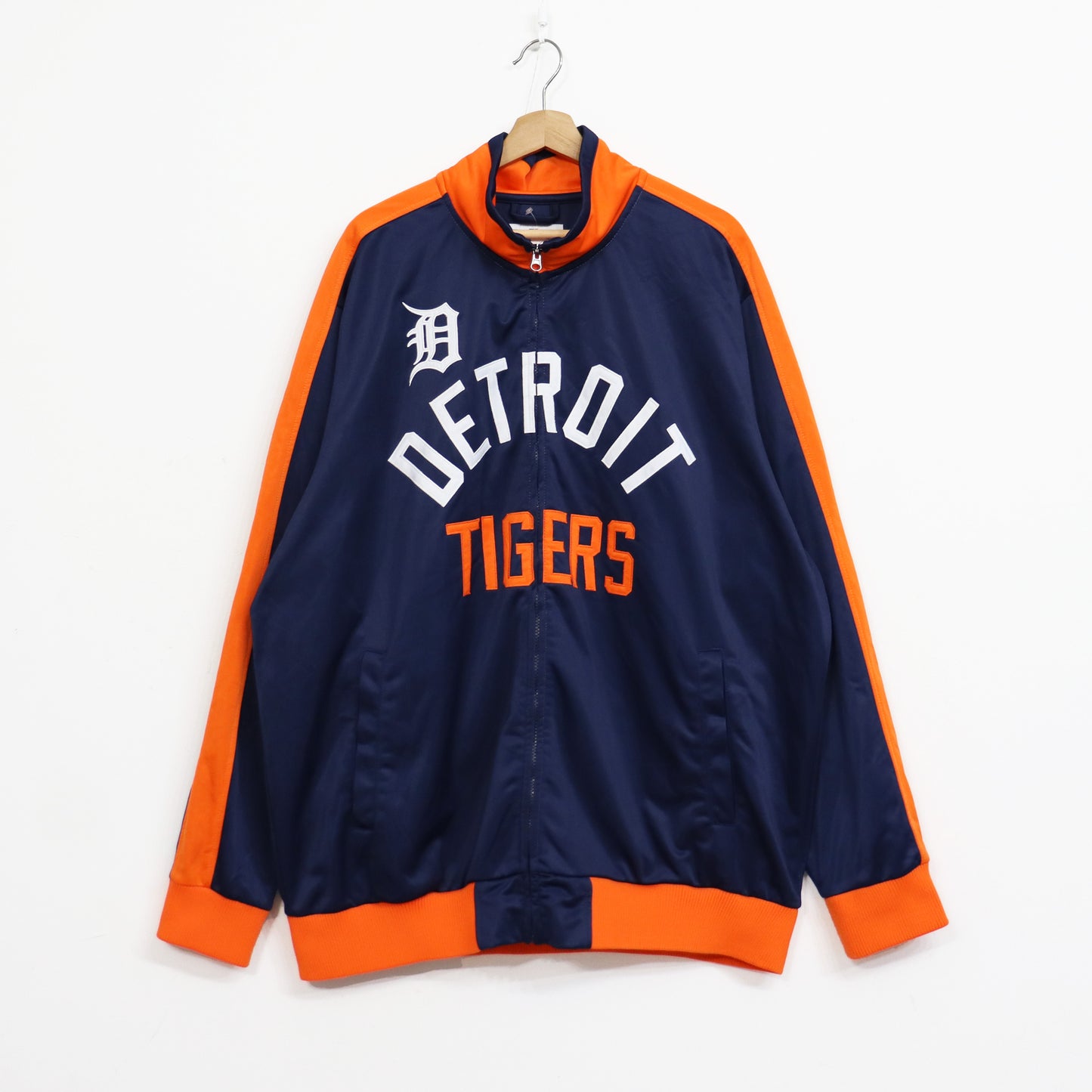 used : Detroit Tigers Track Jacket