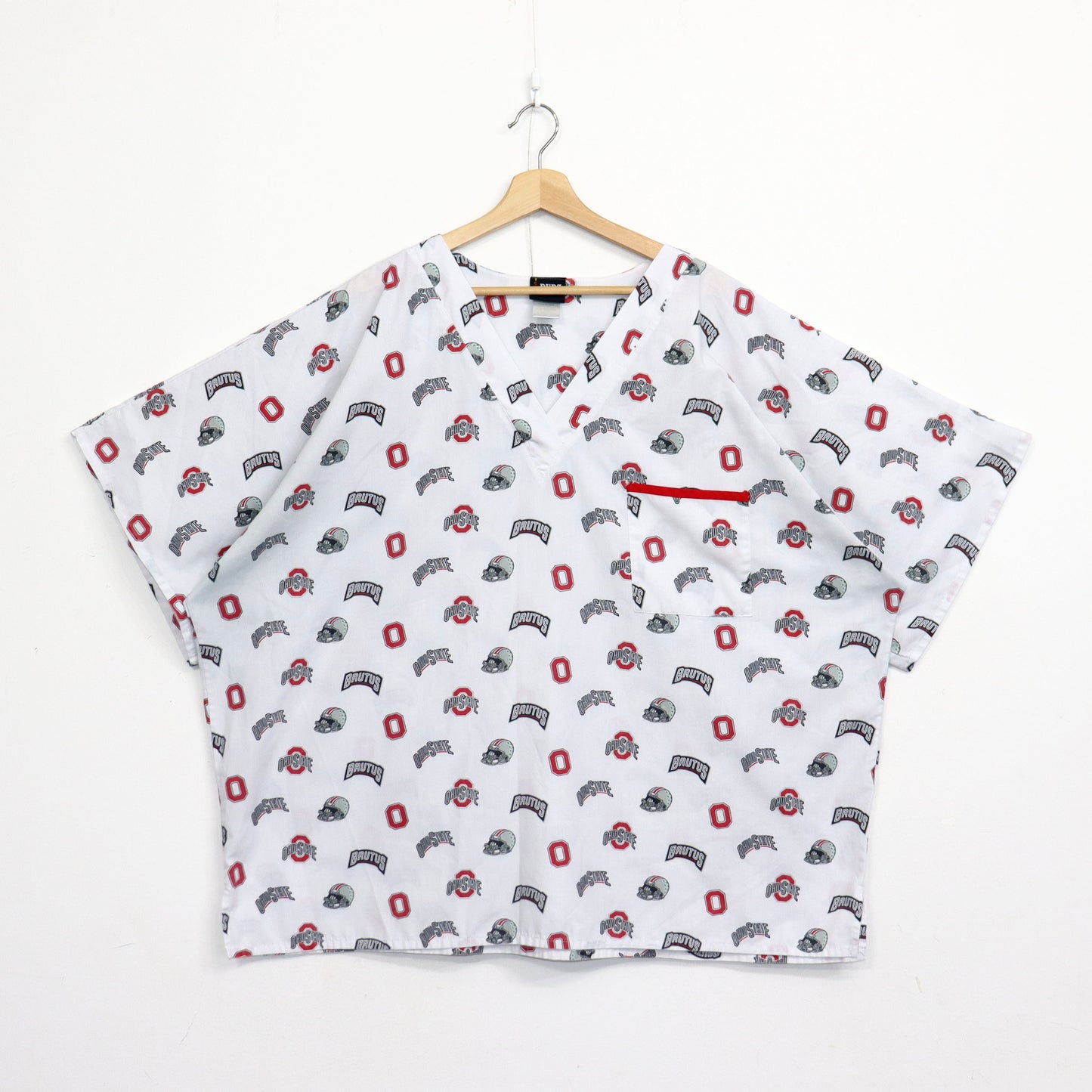 used : (Dudz) Ohio State Football V-neck Pullover Shirt
