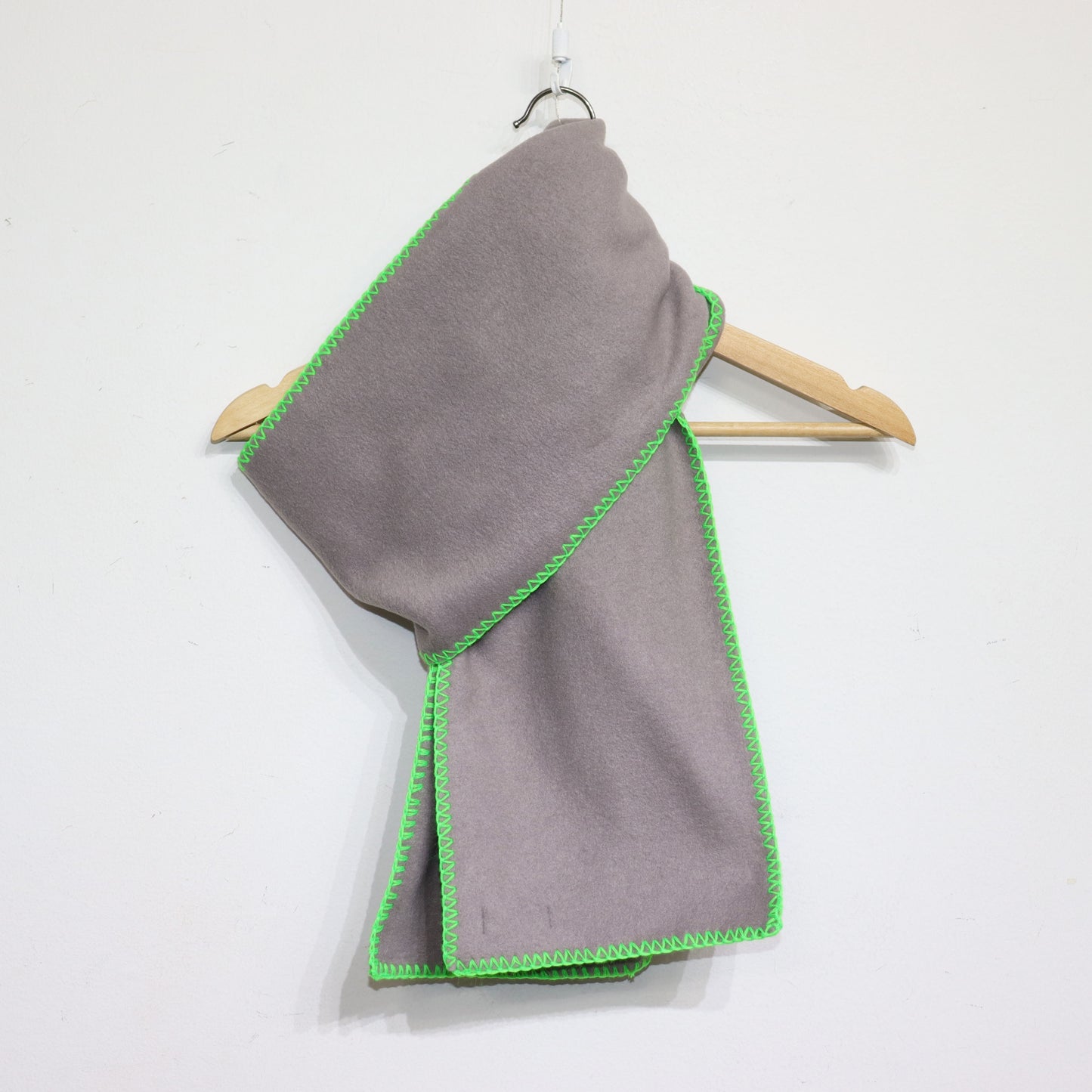 INFIELDER DESIGN : AC-143 blanket stitch fleece Muff