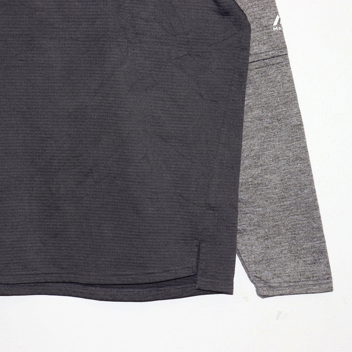 used : (Majestic) Sea Mariners Training L/S Tee