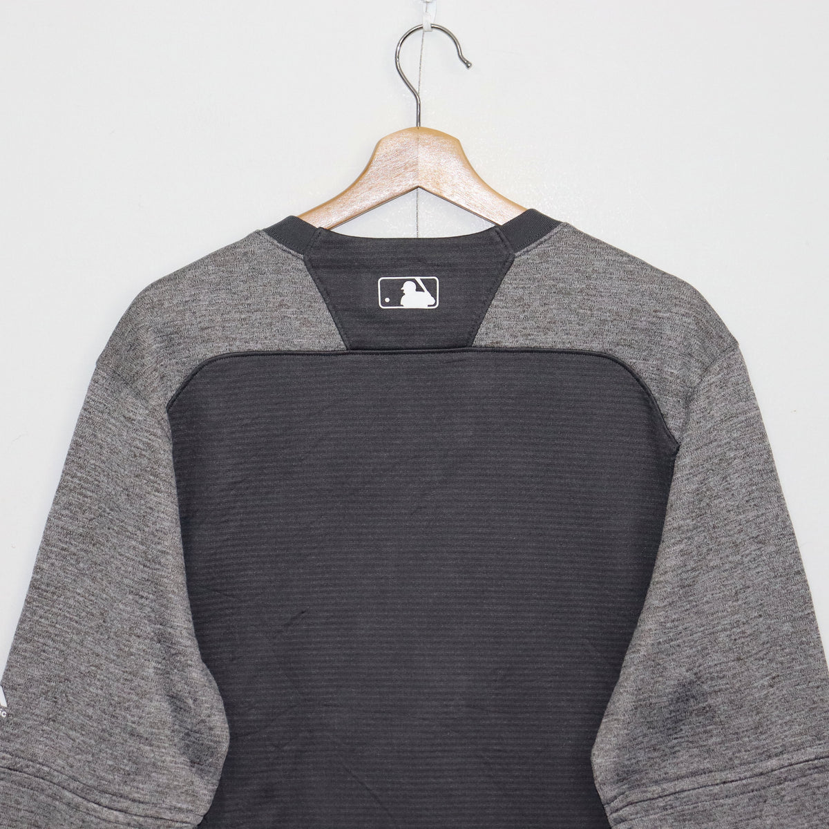 used : (Majestic) Sea Mariners Training L/S Tee