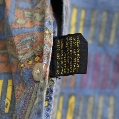 used : (Ike) Batik Pattern Shirt