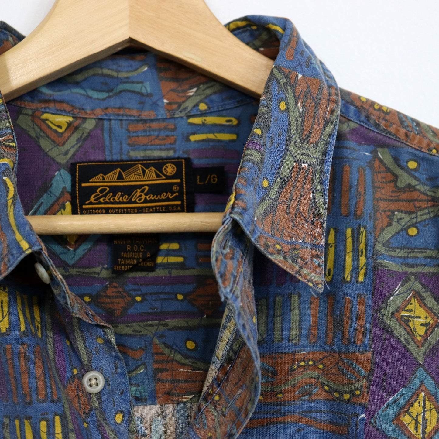 used : (Ike) Batik Pattern Shirt